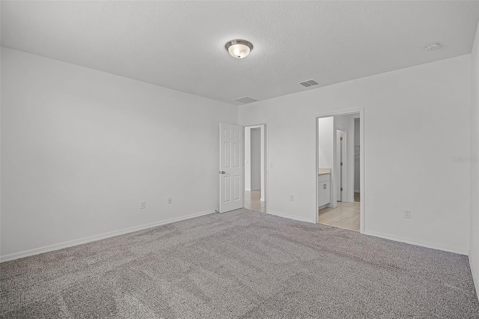 Image 8 of 20 For 4751 Bernard Boulevard