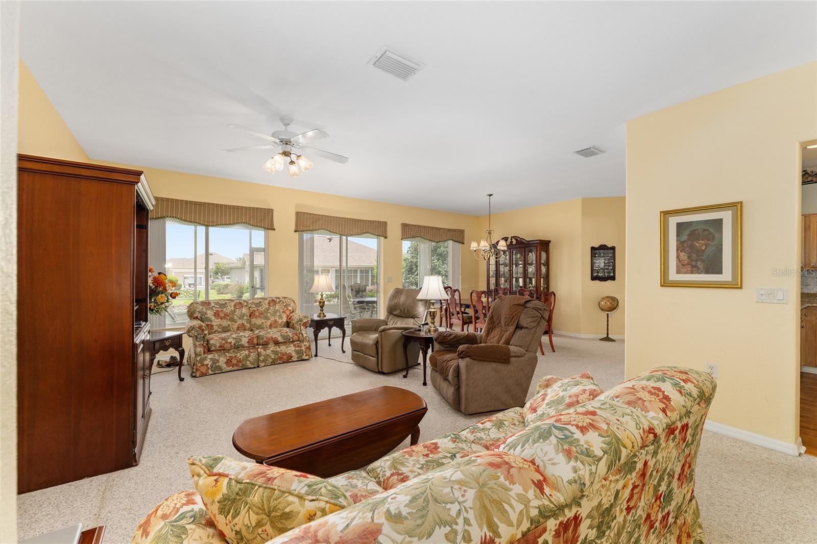 Image 11 of 79 For 9588 124th Loop