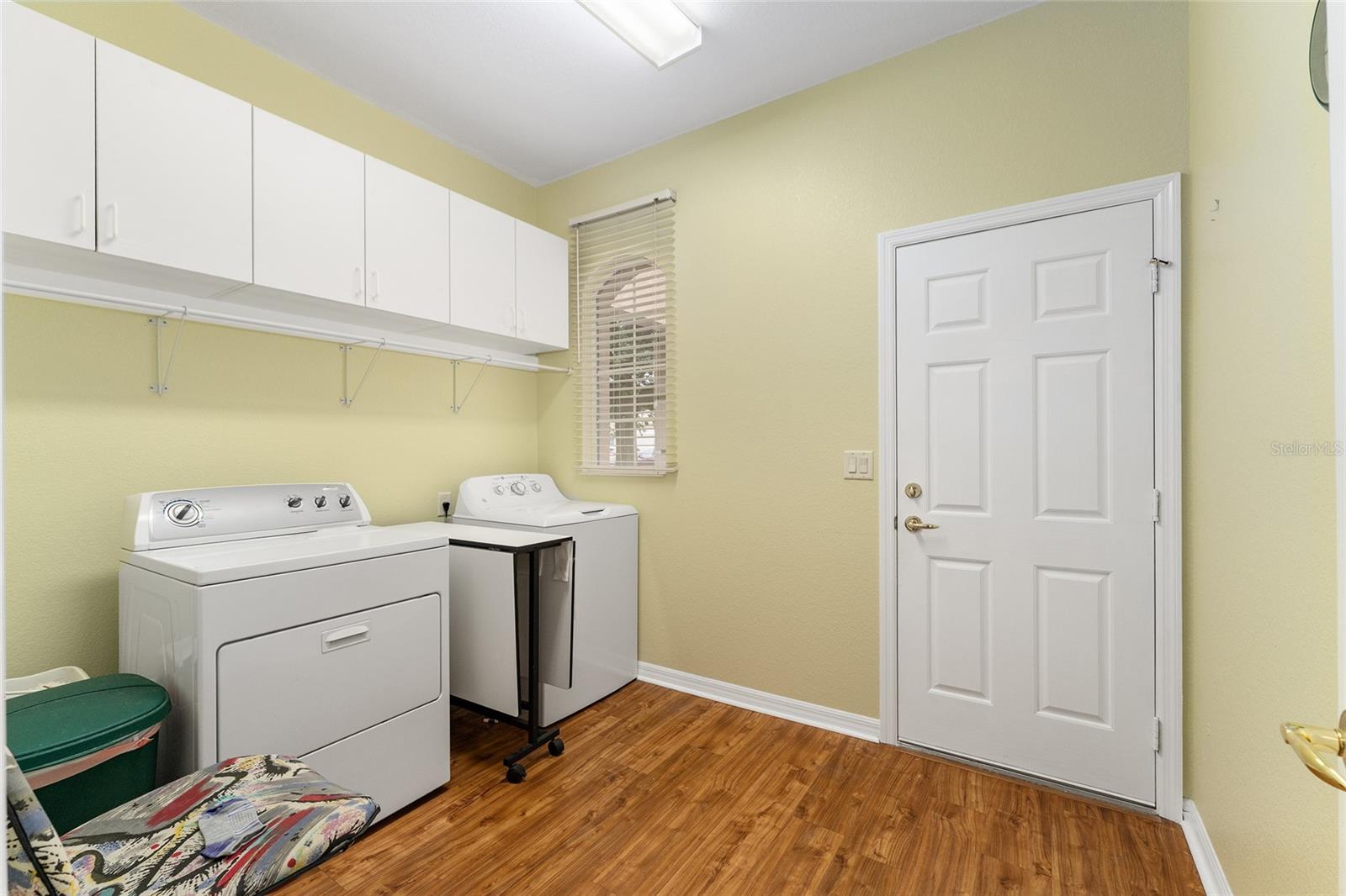 Image 43 of 79 For 9588 124th Loop