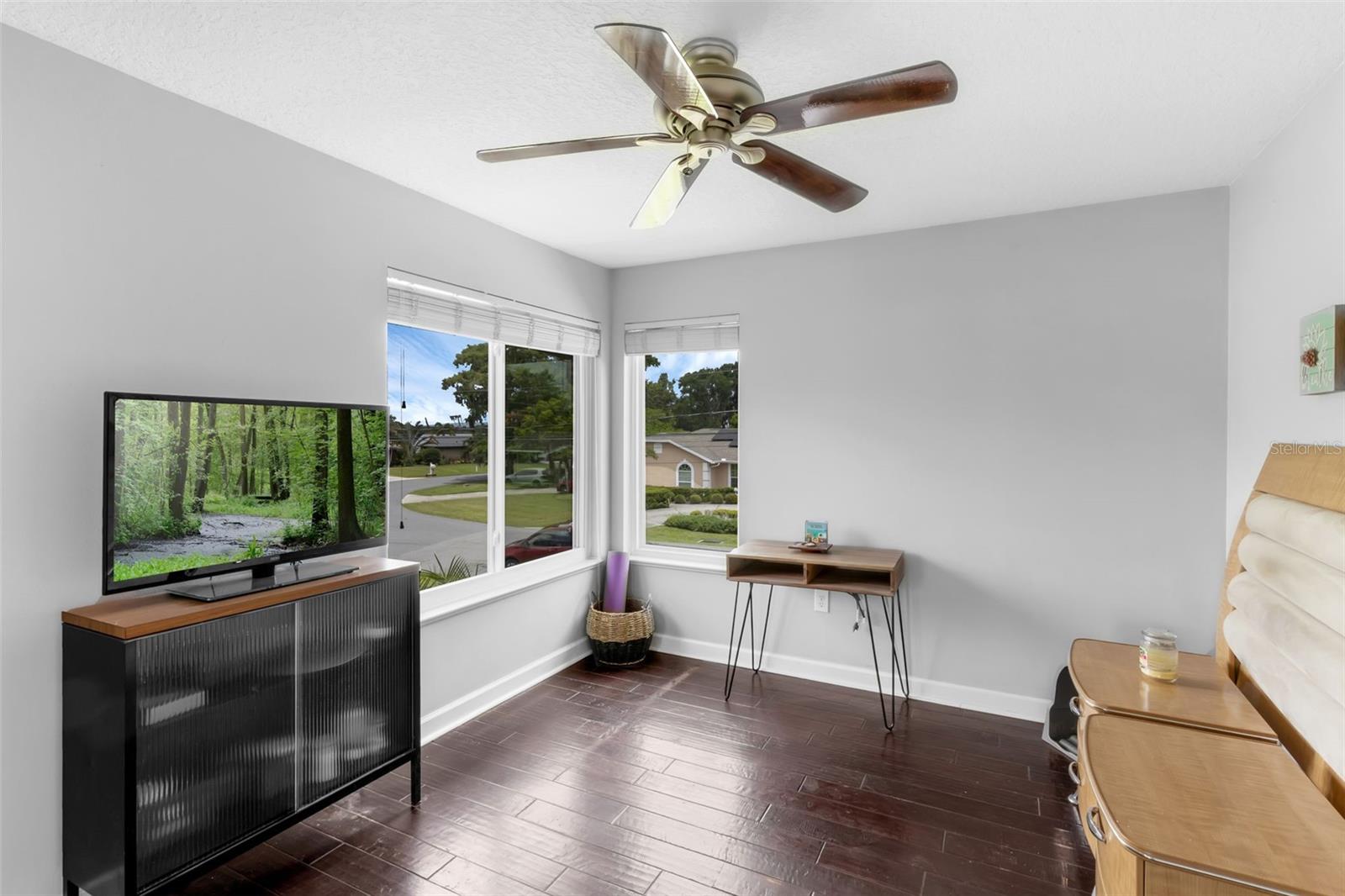Image 22 of 57 For 2610 Florence Drive