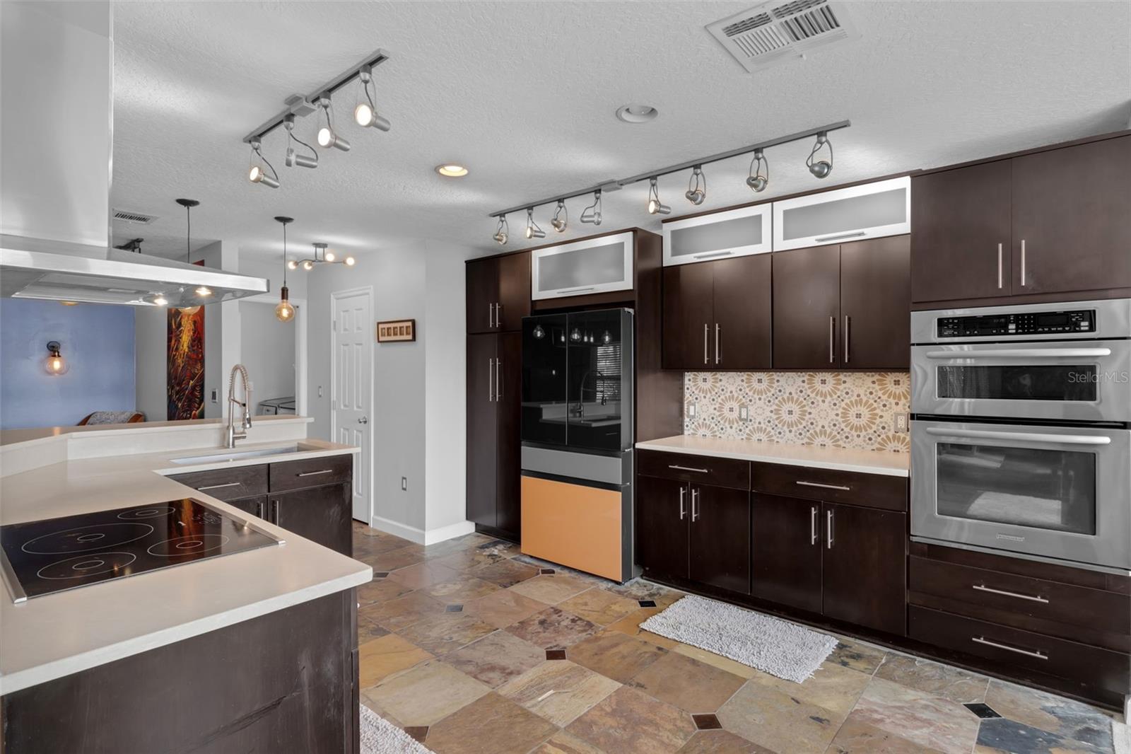 Image 7 of 57 For 2610 Florence Drive
