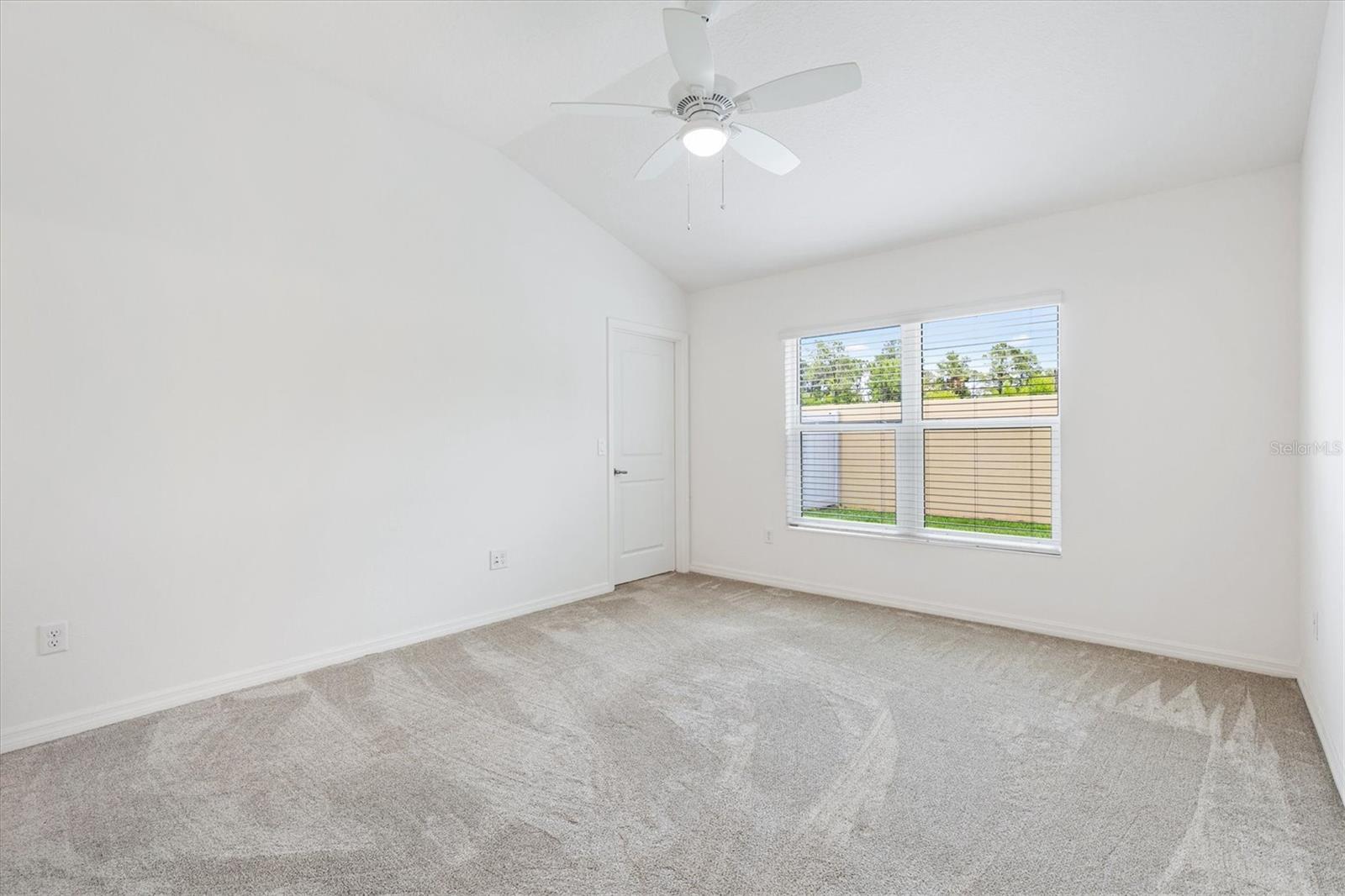Image 16 of 38 For 4157 Tiedemann Loop