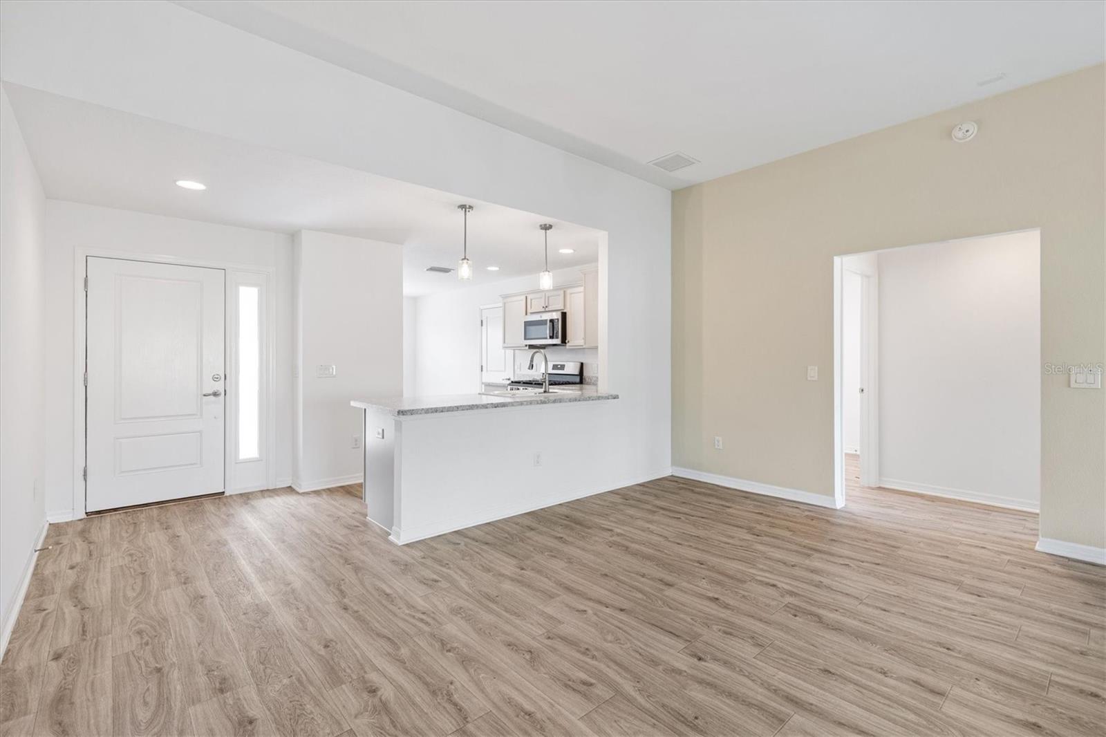 Image 6 of 38 For 4157 Tiedemann Loop