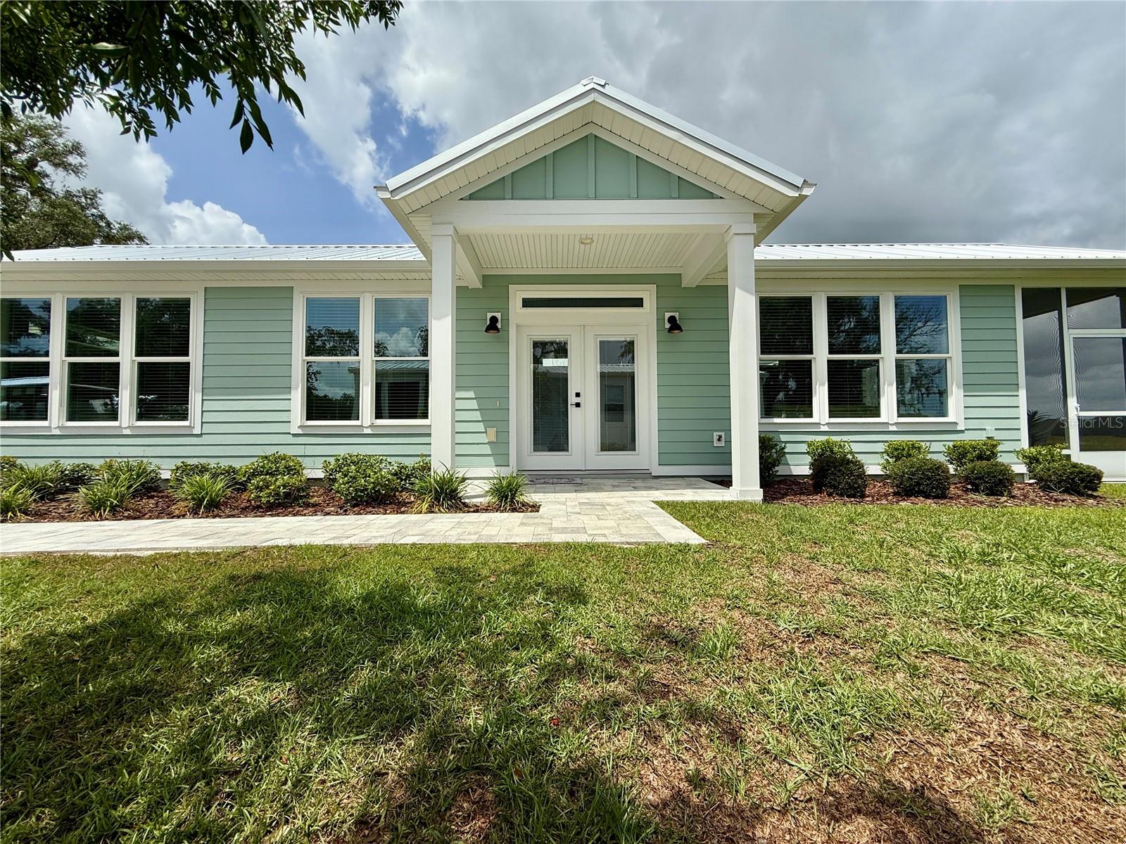 Image 2 of 39 For 12110 Grand Oak Lane