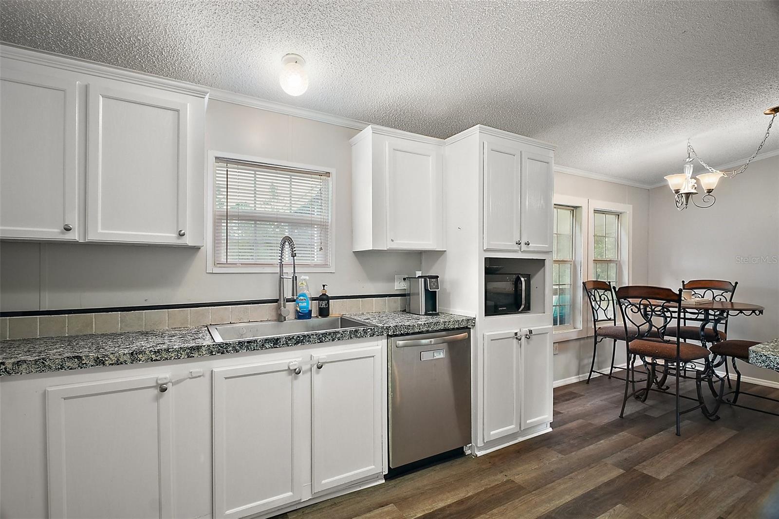 Image 11 of 41 For 42826 Piney Acres
