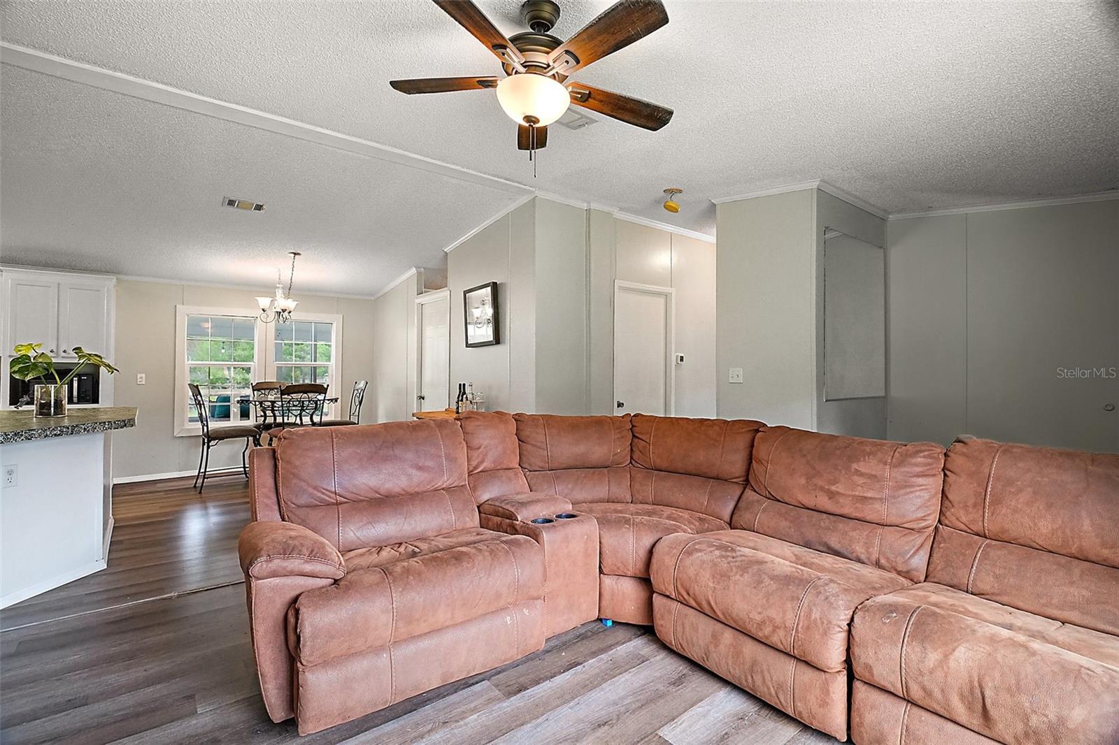 Image 7 of 41 For 42826 Piney Acres