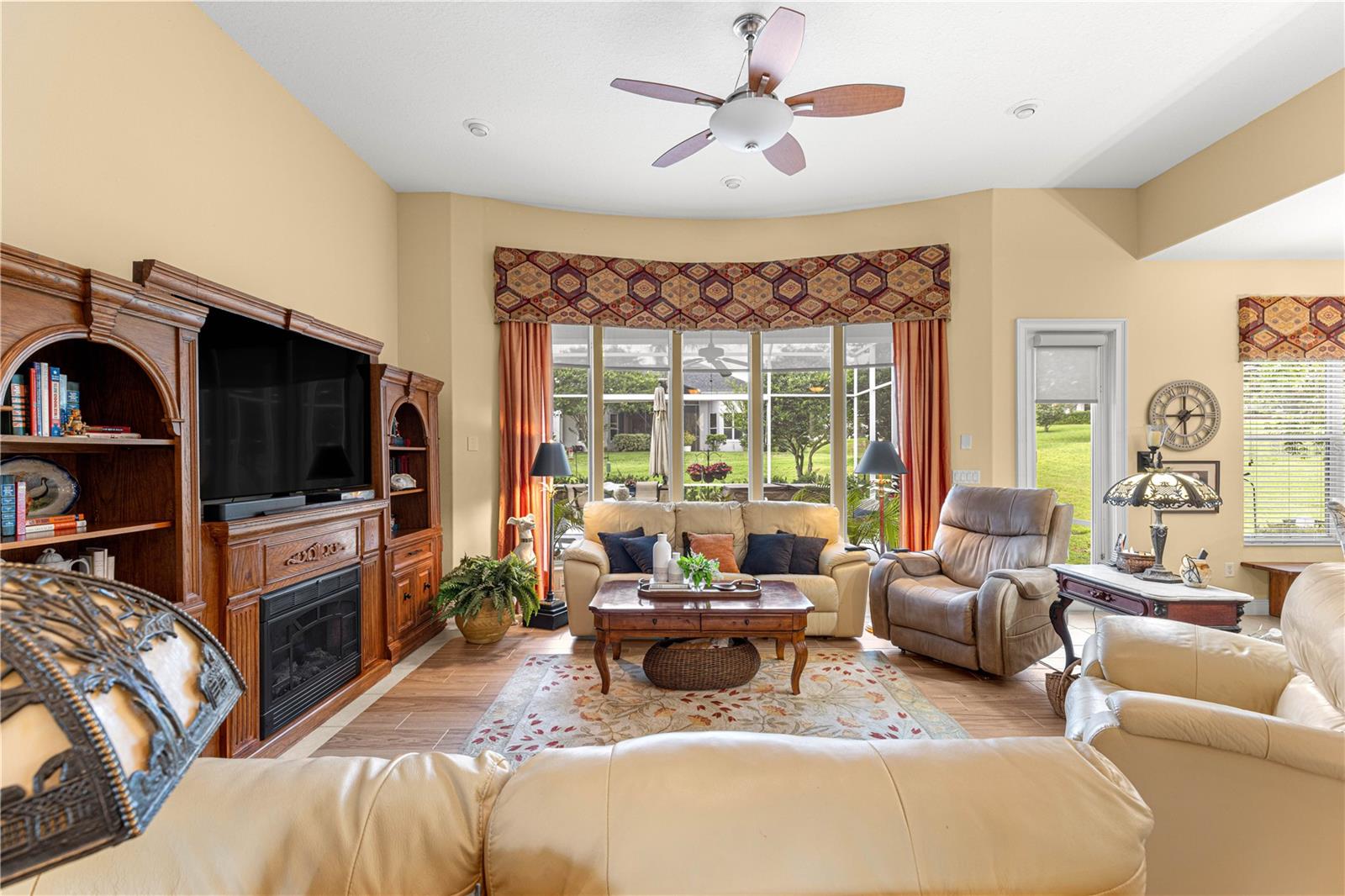 Image 10 of 57 For 39145 Treeline Drive