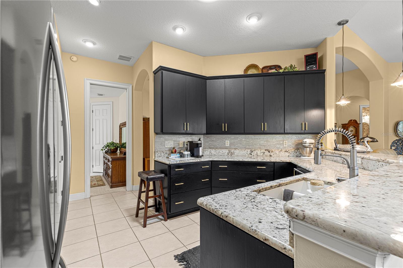 Image 15 of 57 For 39145 Treeline Drive