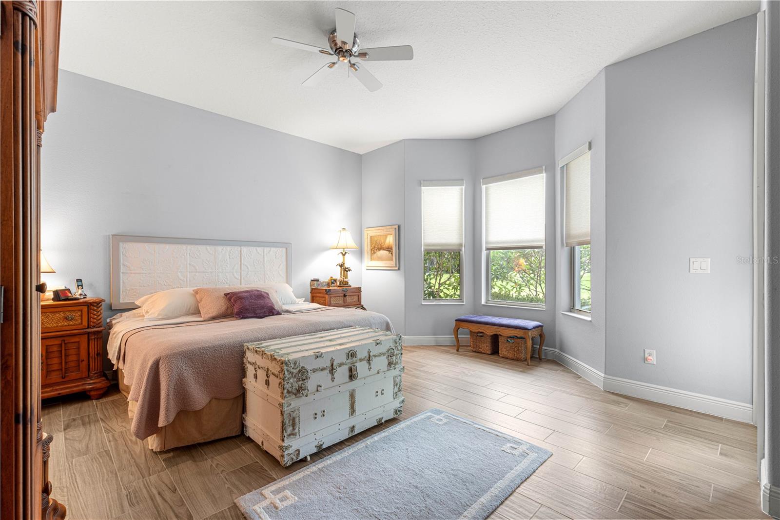 Image 22 of 57 For 39145 Treeline Drive