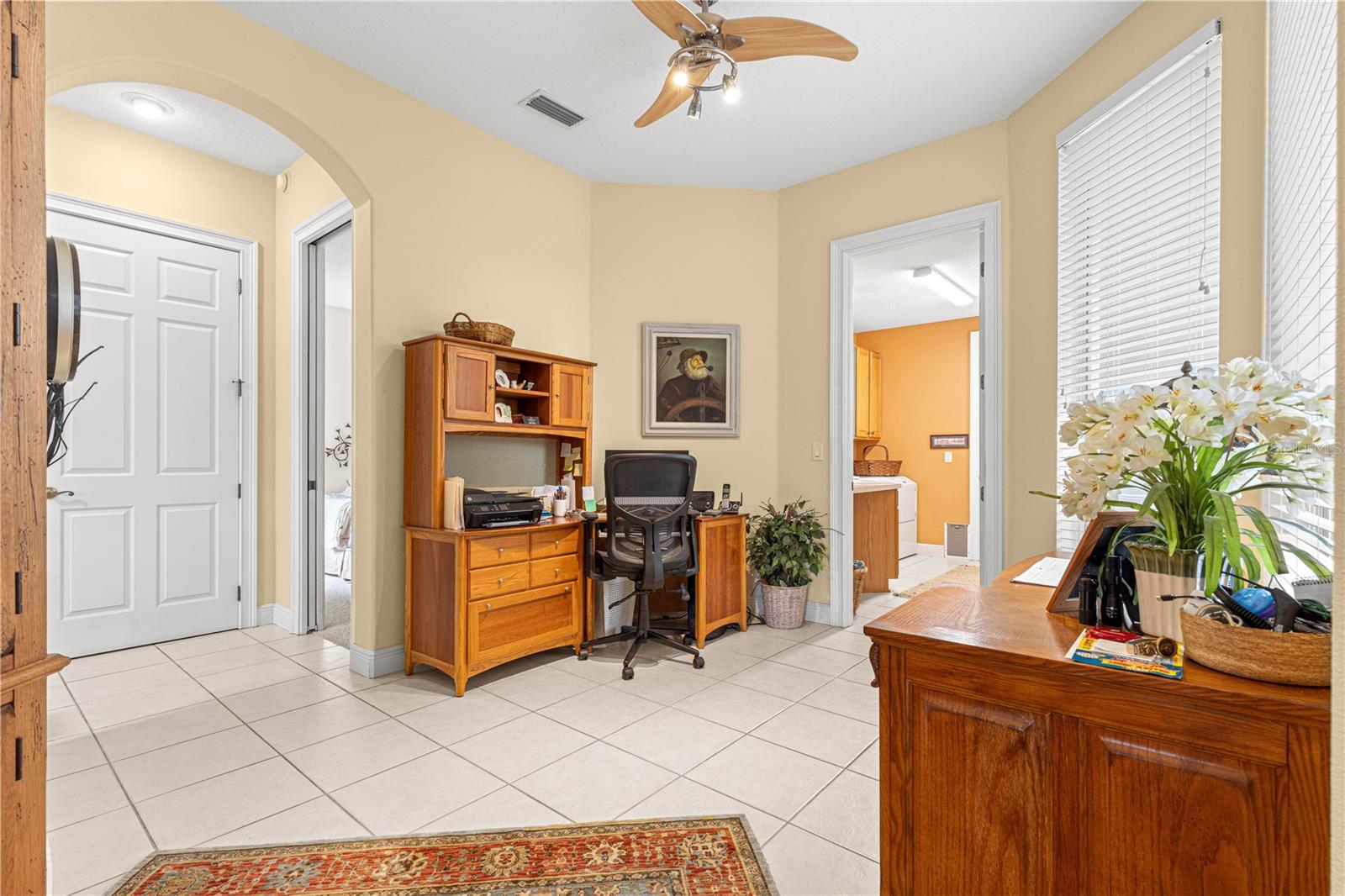 Image 31 of 57 For 39145 Treeline Drive