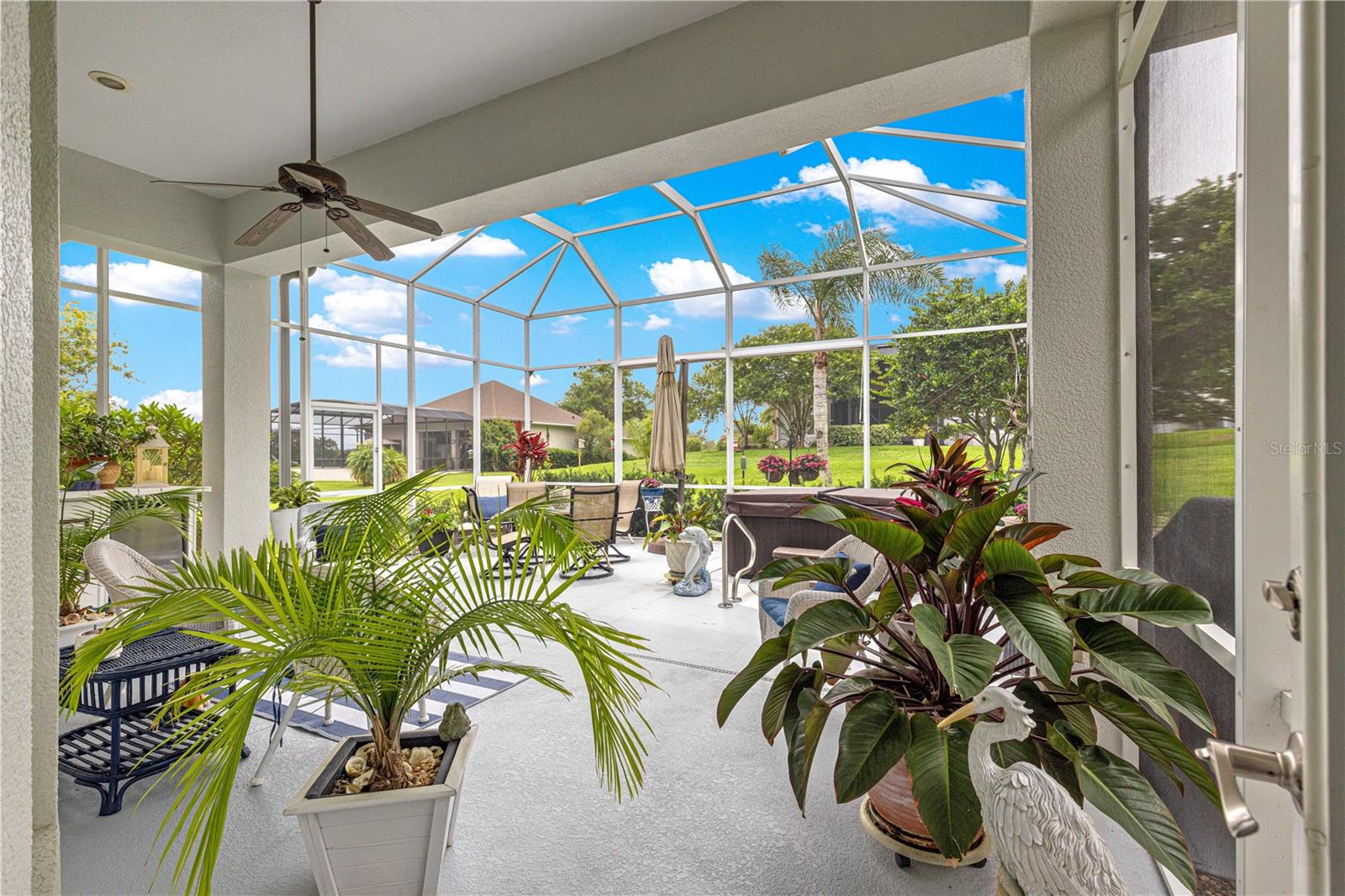 Image 36 of 57 For 39145 Treeline Drive