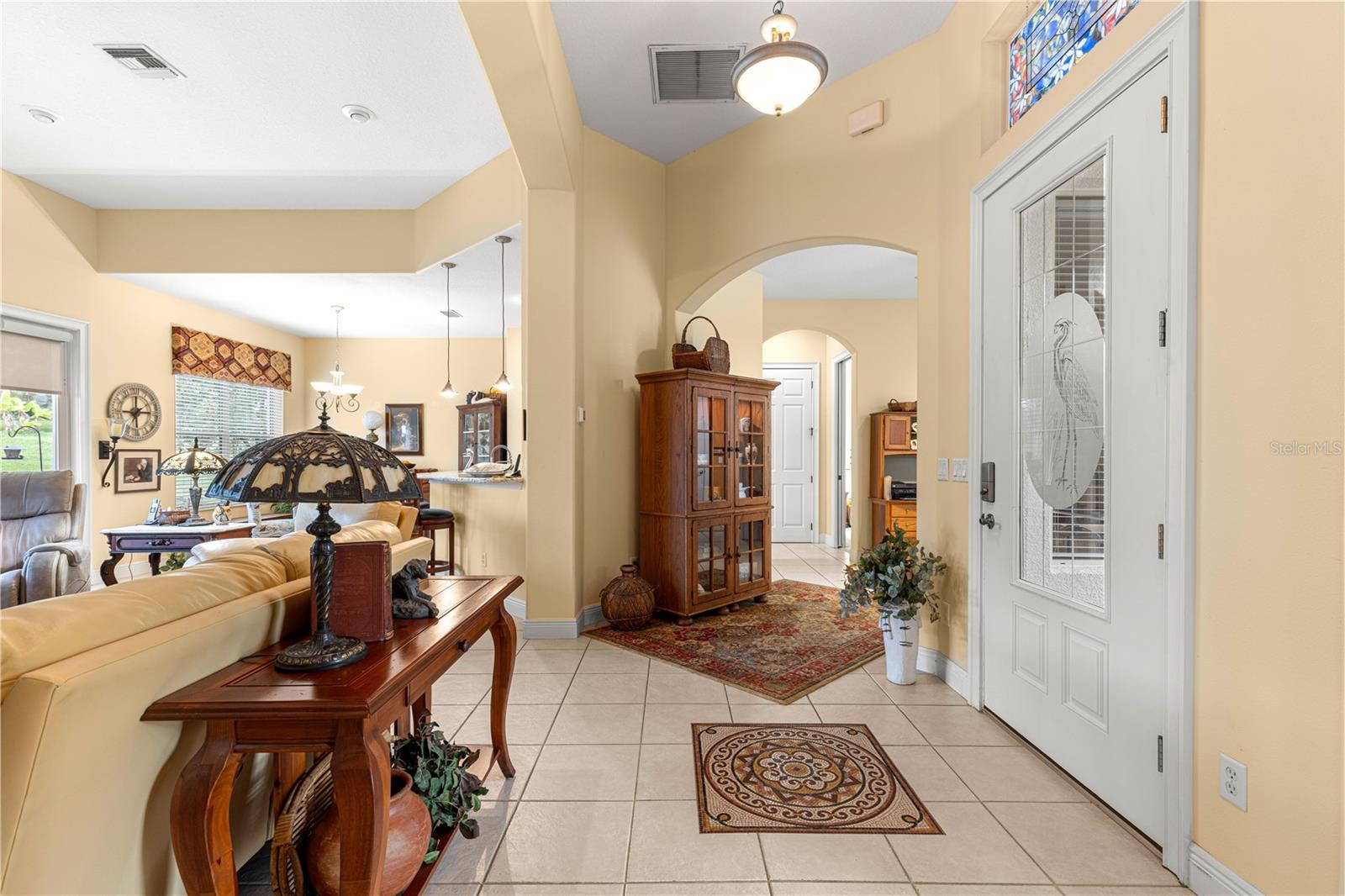 Image 8 of 57 For 39145 Treeline Drive