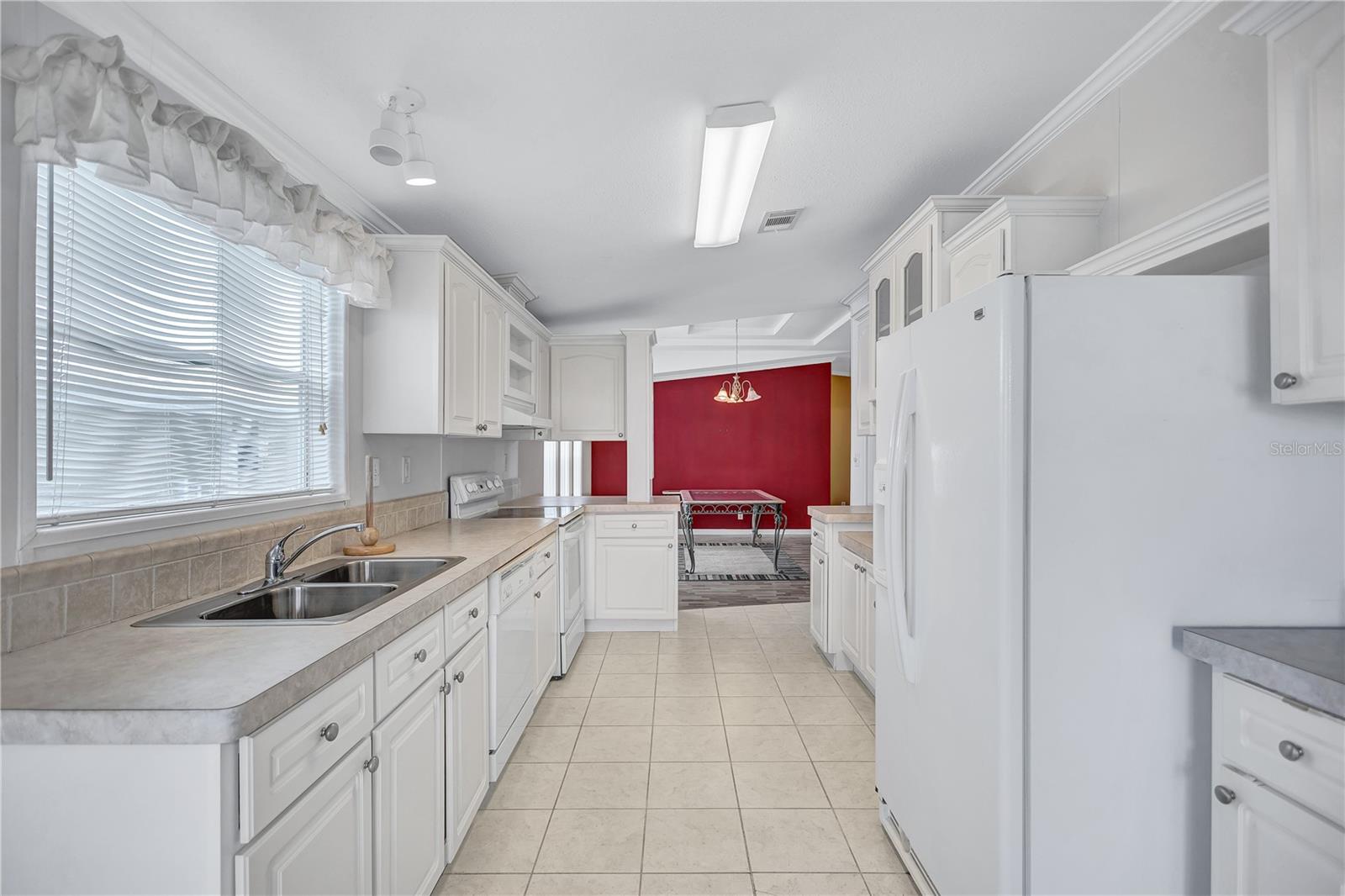 Image 21 of 60 For 9790 66th Street N 89