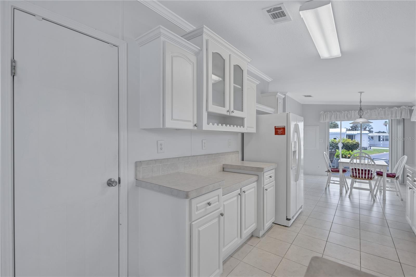Image 27 of 60 For 9790 66th Street N 89