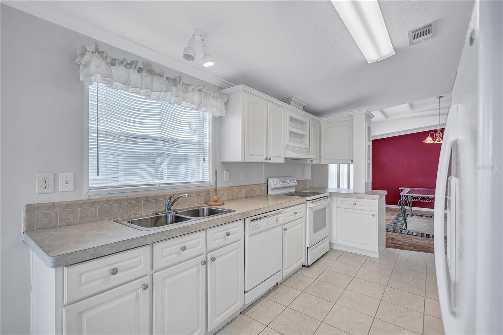 Image 39 of 60 For 9790 66th Street N 89