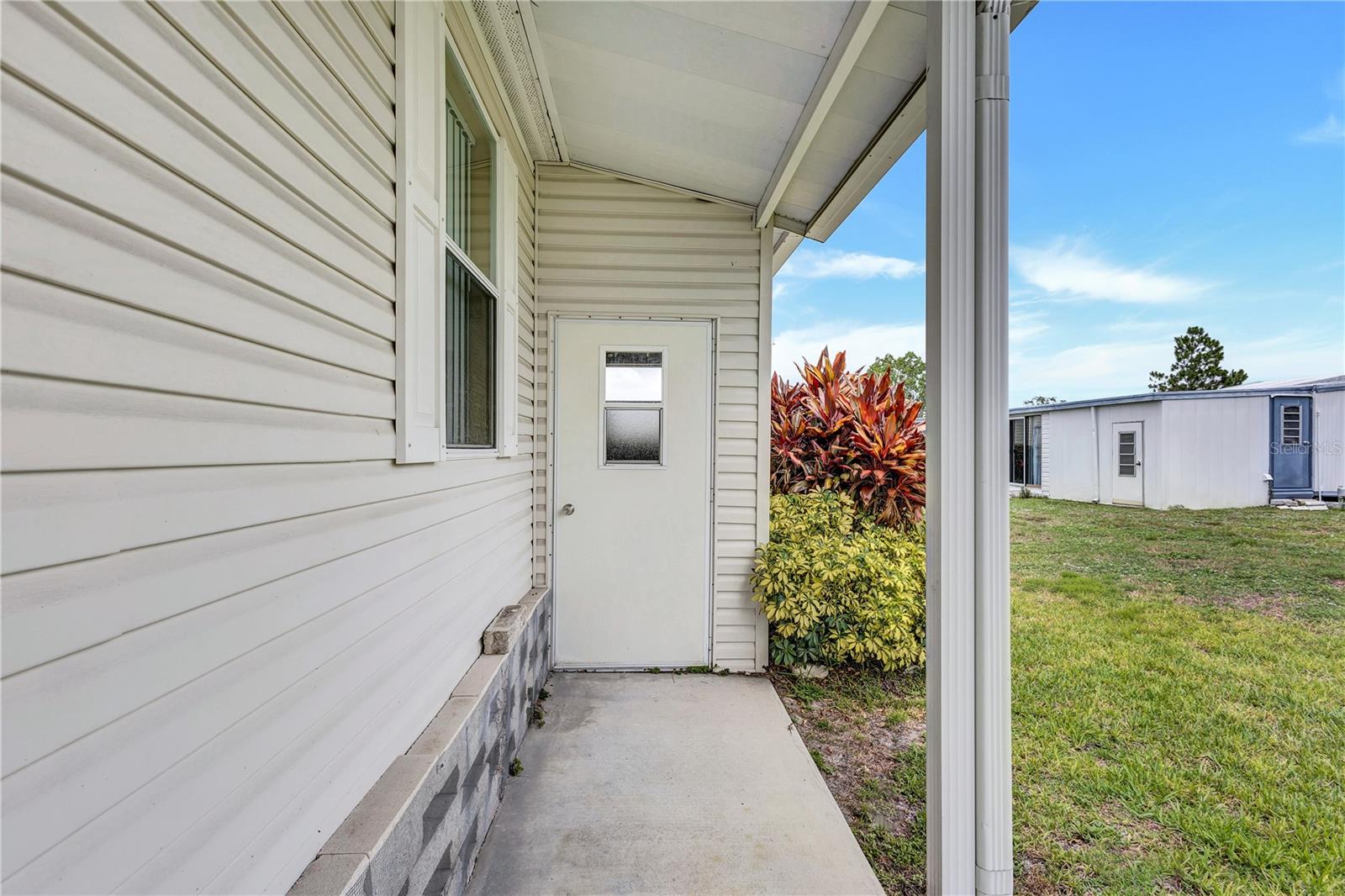 Image 4 of 60 For 9790 66th Street N 89