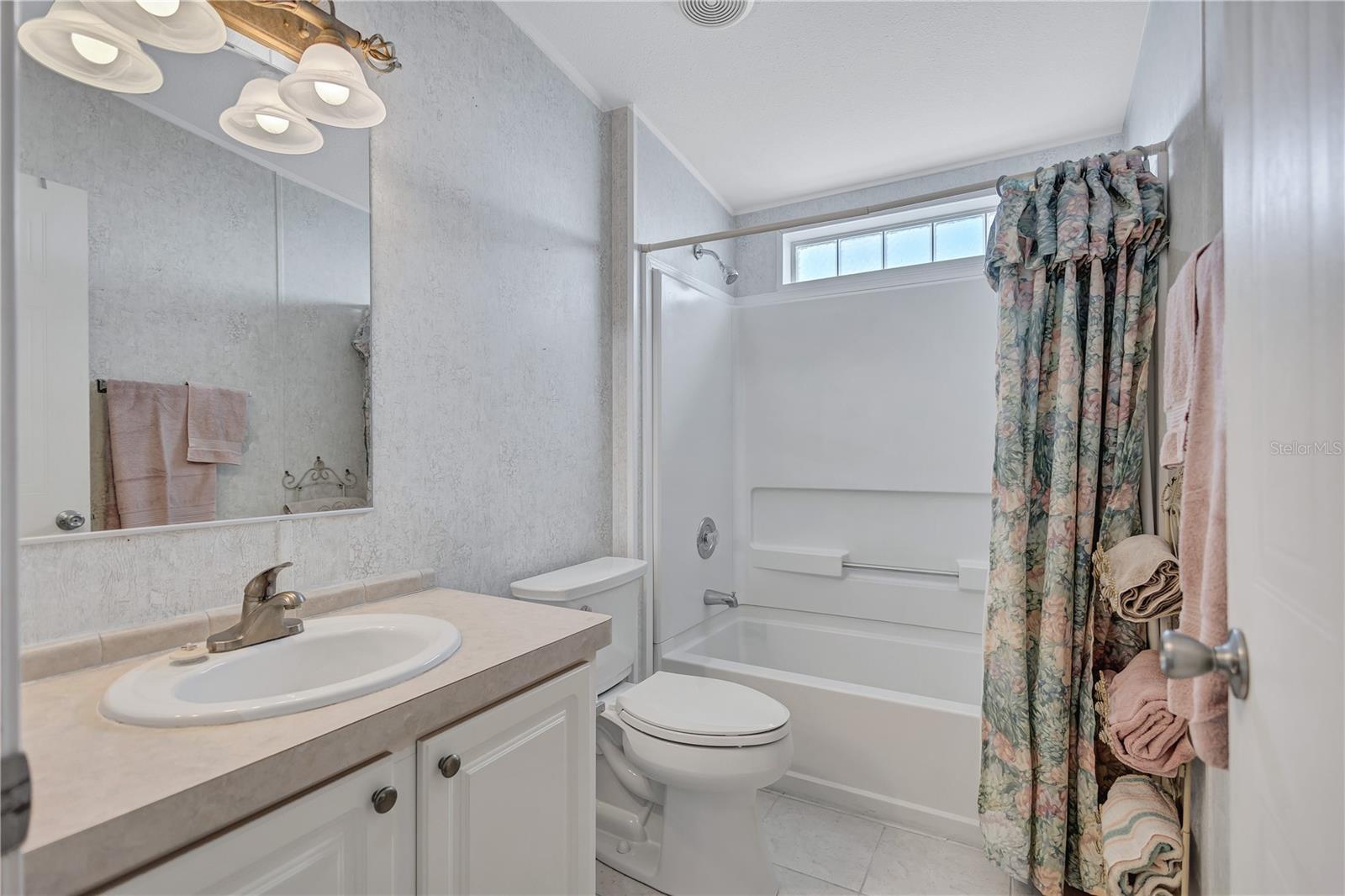 Image 42 of 60 For 9790 66th Street N 89