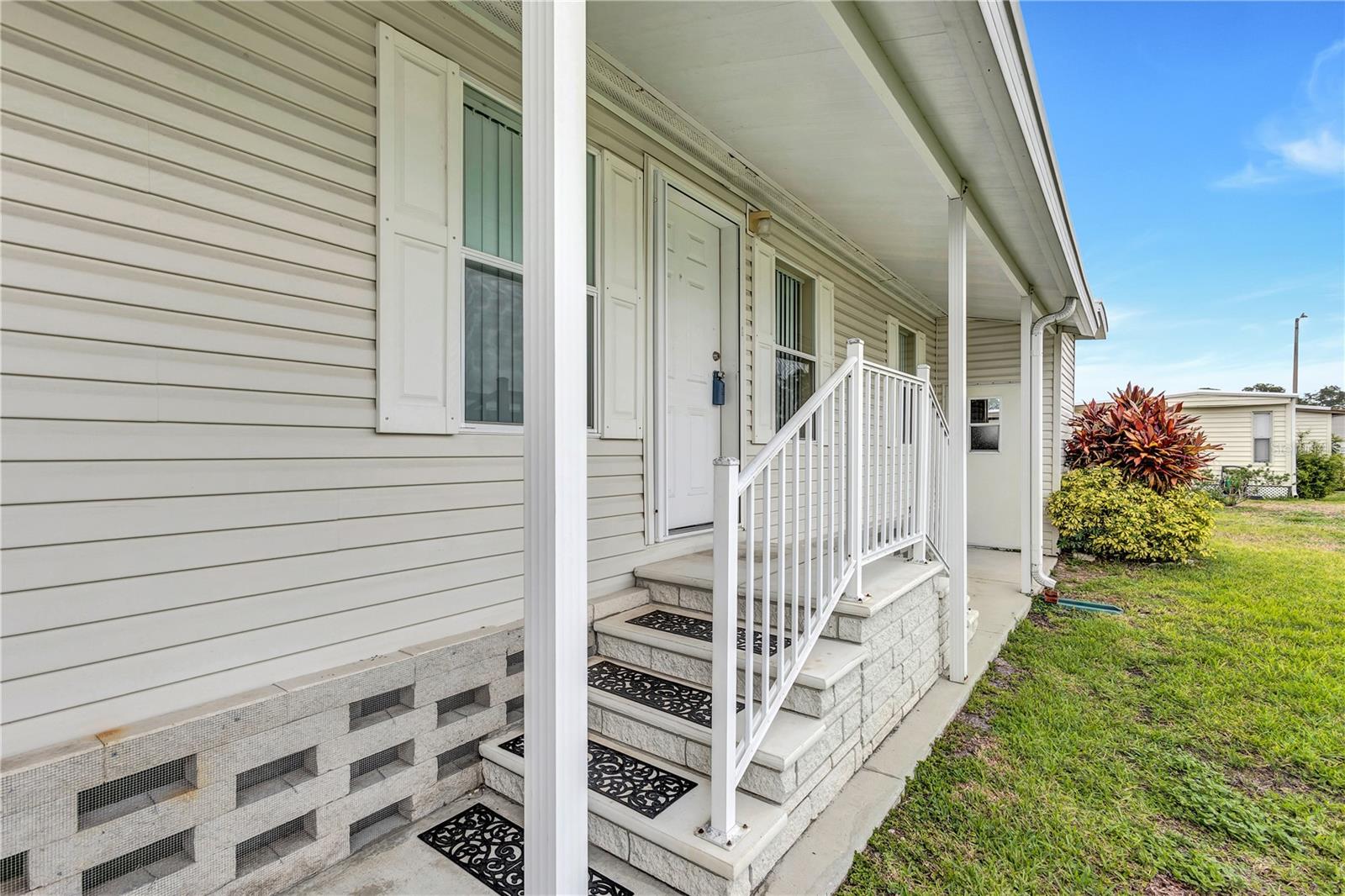 Image 8 of 60 For 9790 66th Street N 89