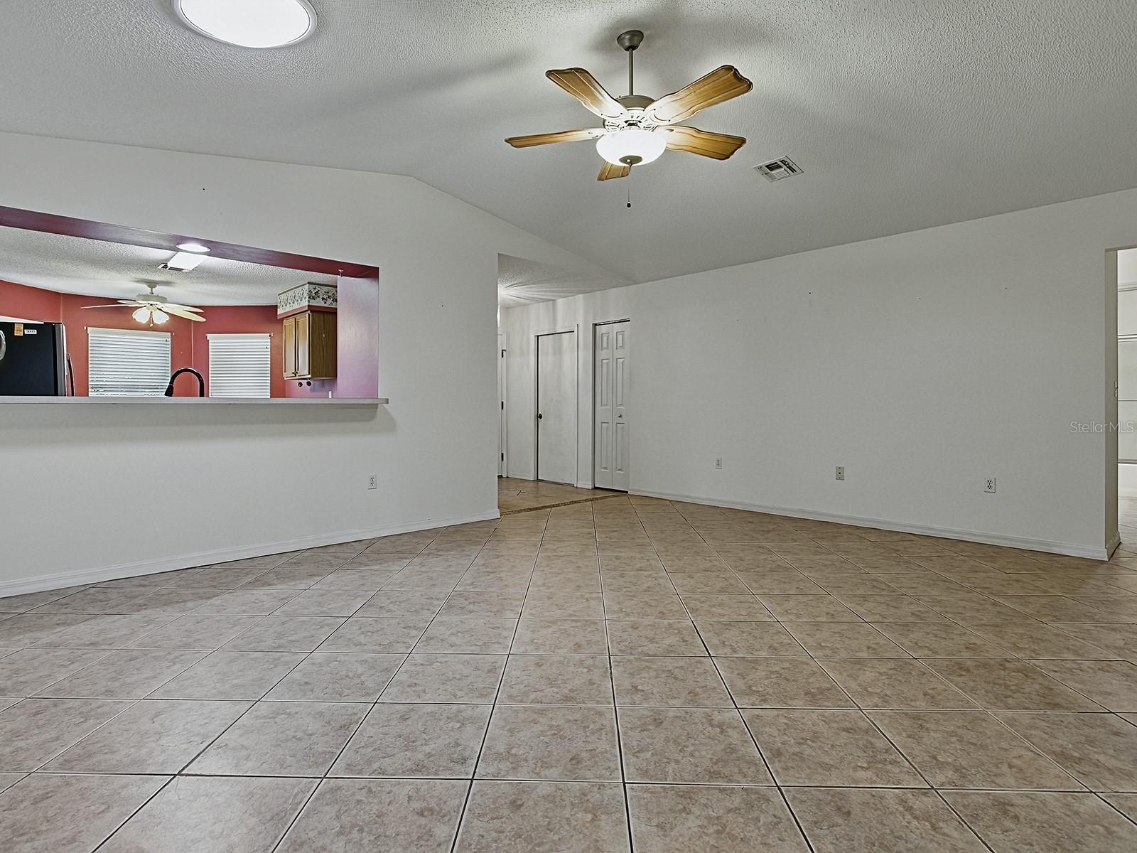 Image 12 of 39 For 409 Westwood Drive