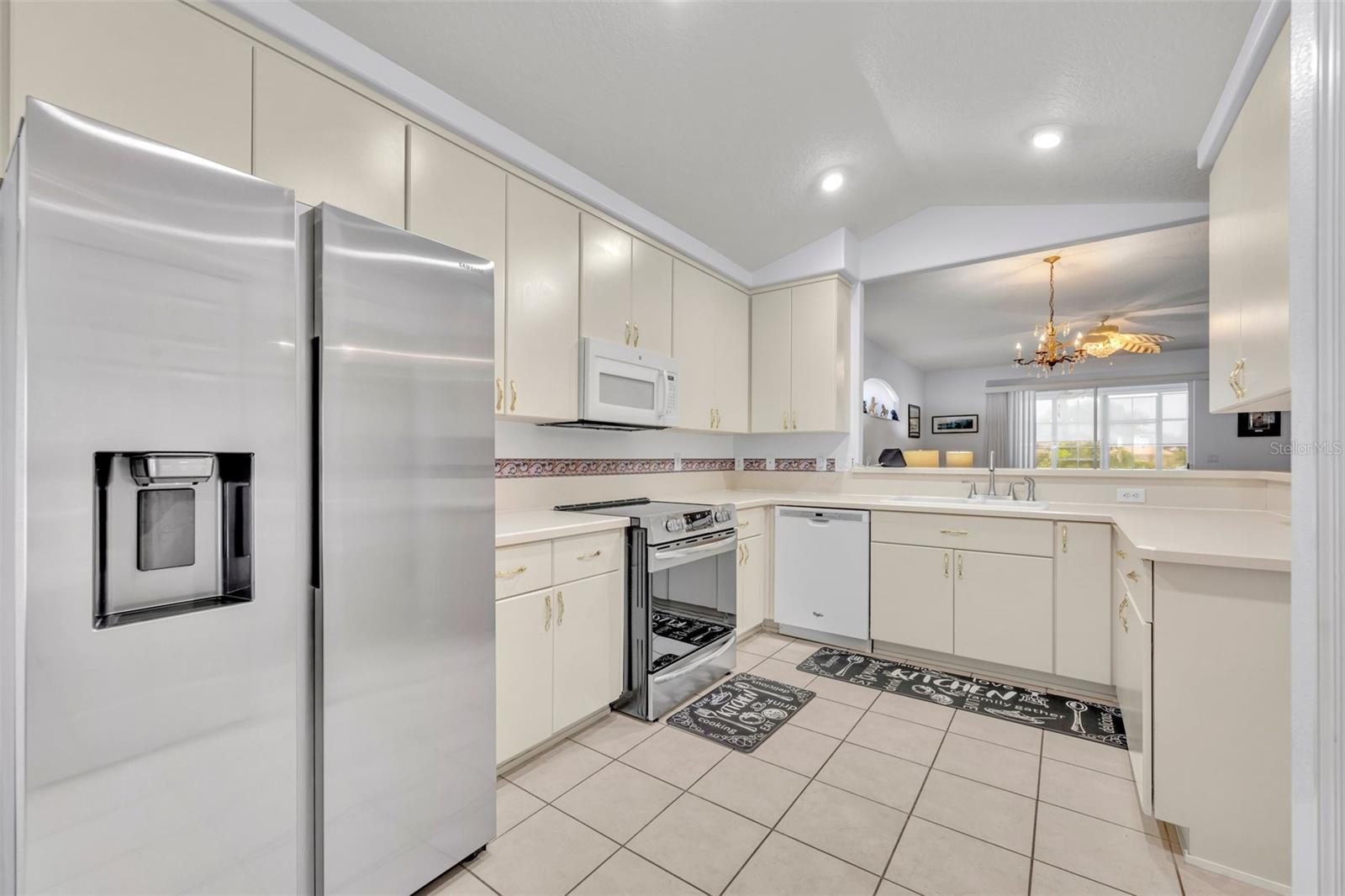 Image 17 of 67 For 5964 Brittania Boulevard