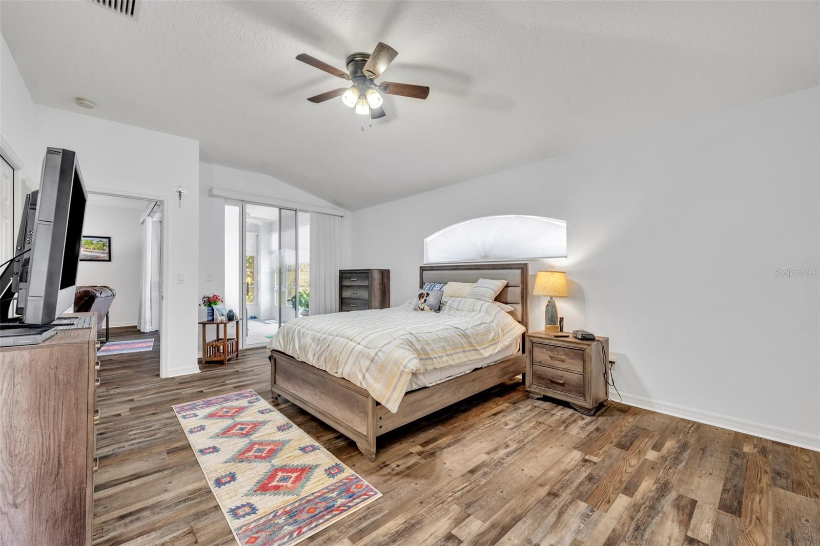 Image 26 of 67 For 5964 Brittania Boulevard