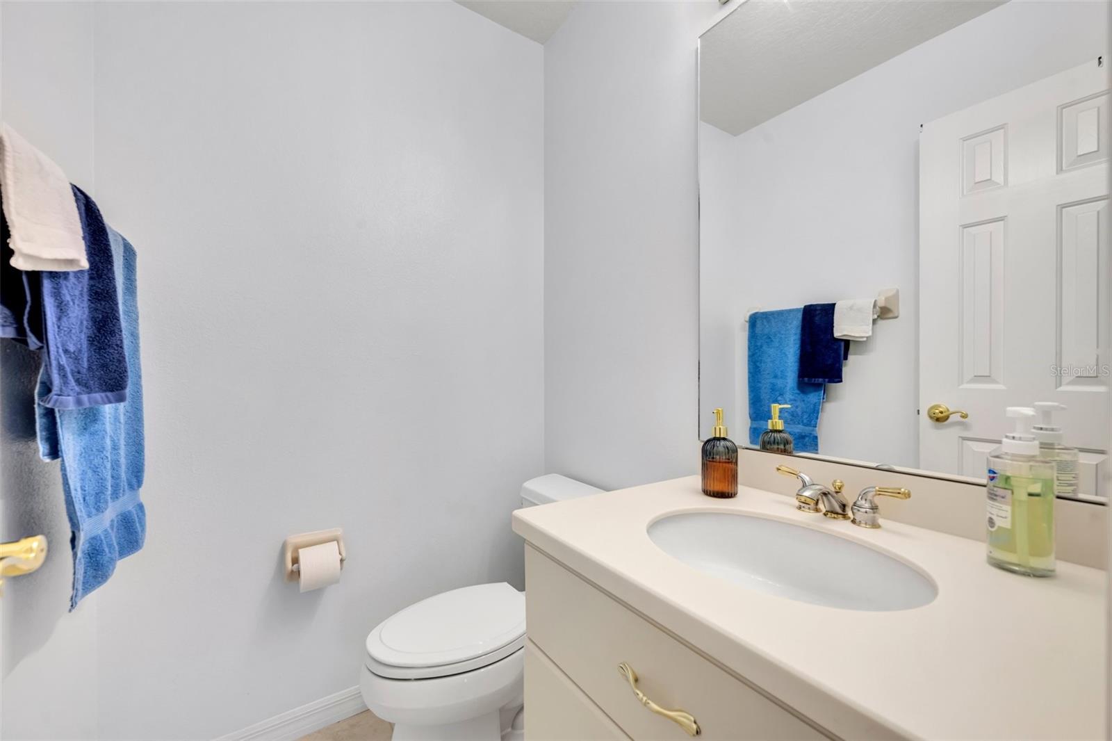 Image 35 of 67 For 5964 Brittania Boulevard