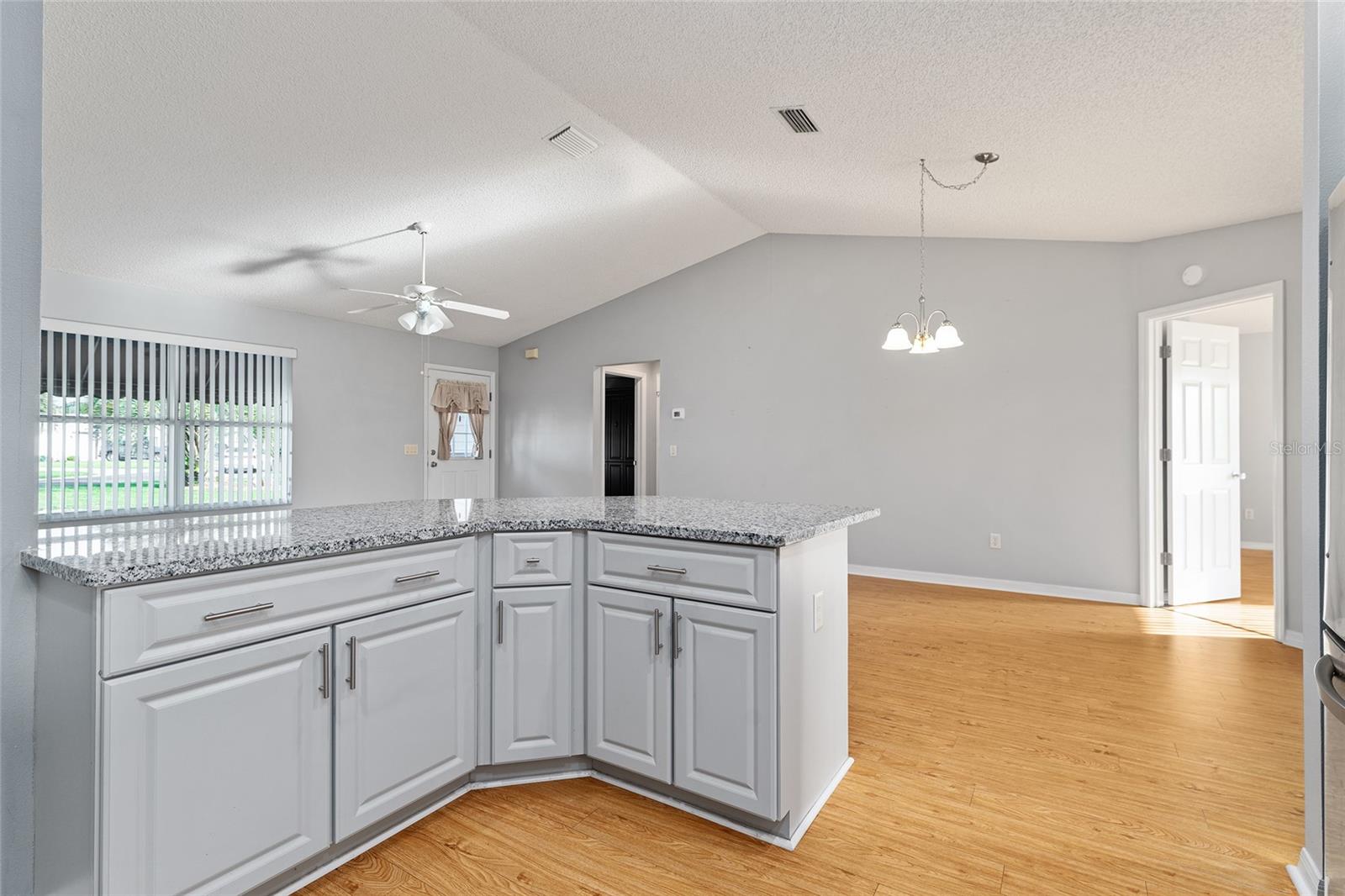 Image 15 of 56 For 2557 Privada Drive