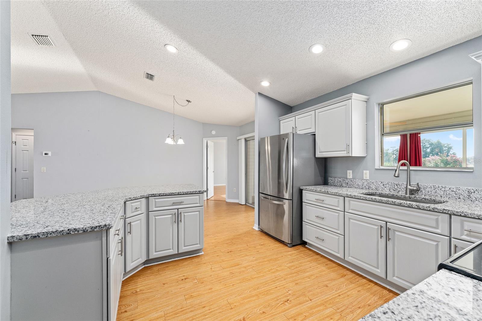 Image 18 of 56 For 2557 Privada Drive