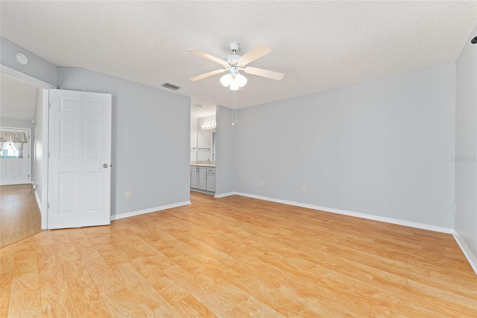 Image 20 of 56 For 2557 Privada Drive