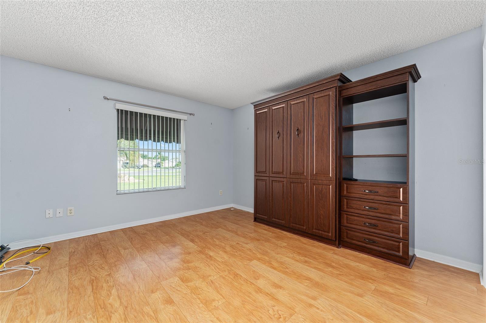Image 28 of 56 For 2557 Privada Drive