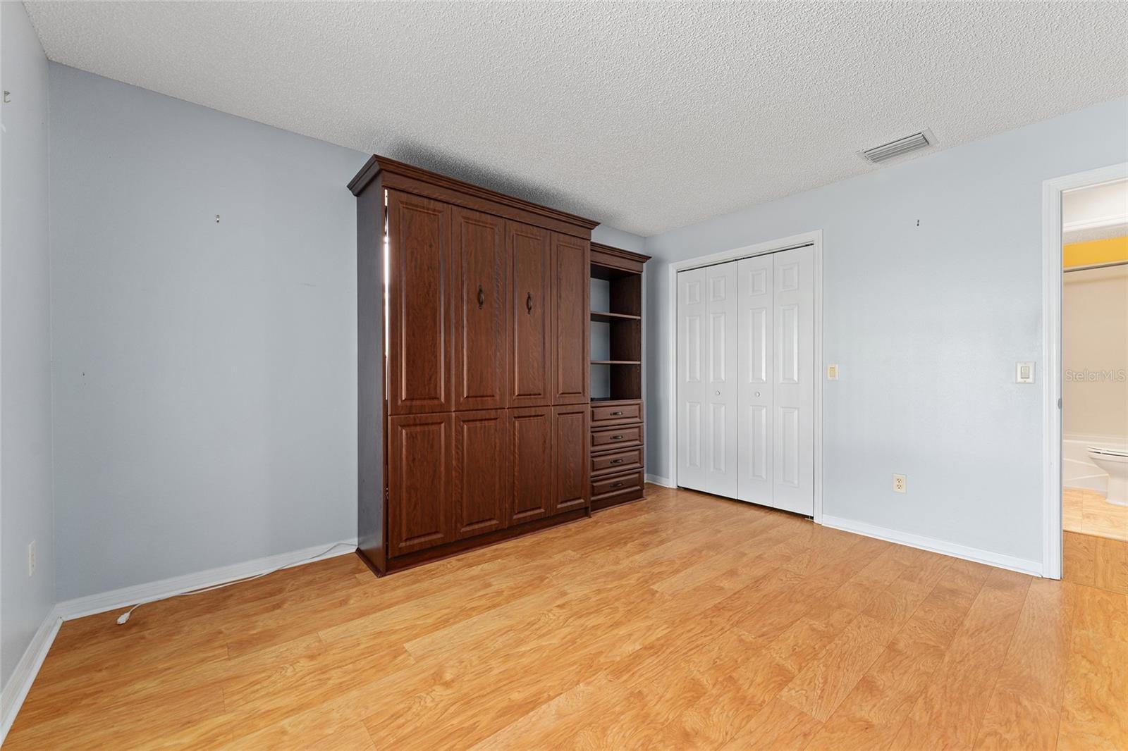 Image 29 of 56 For 2557 Privada Drive