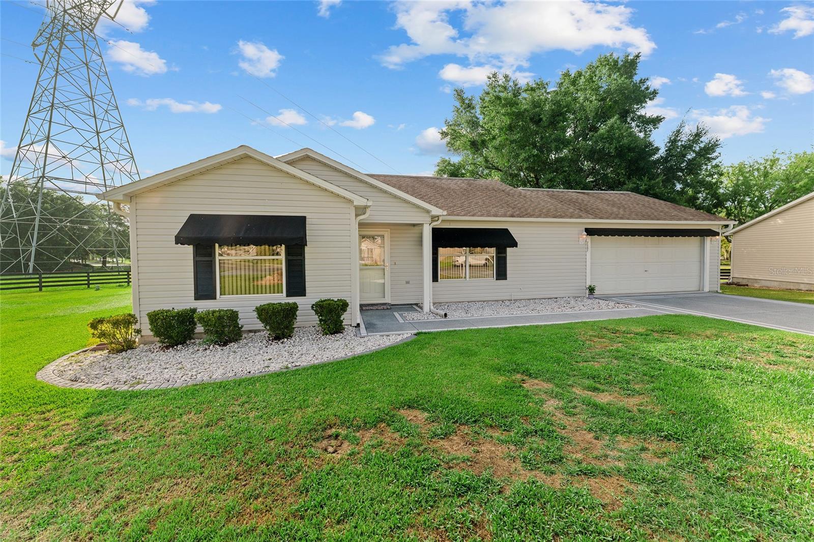 Image 3 of 56 For 2557 Privada Drive