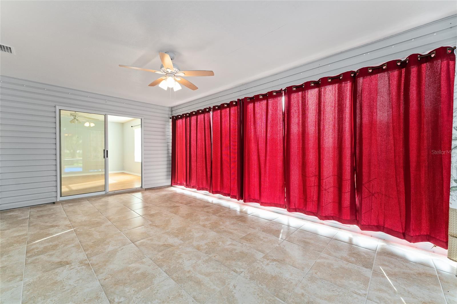 Image 35 of 56 For 2557 Privada Drive