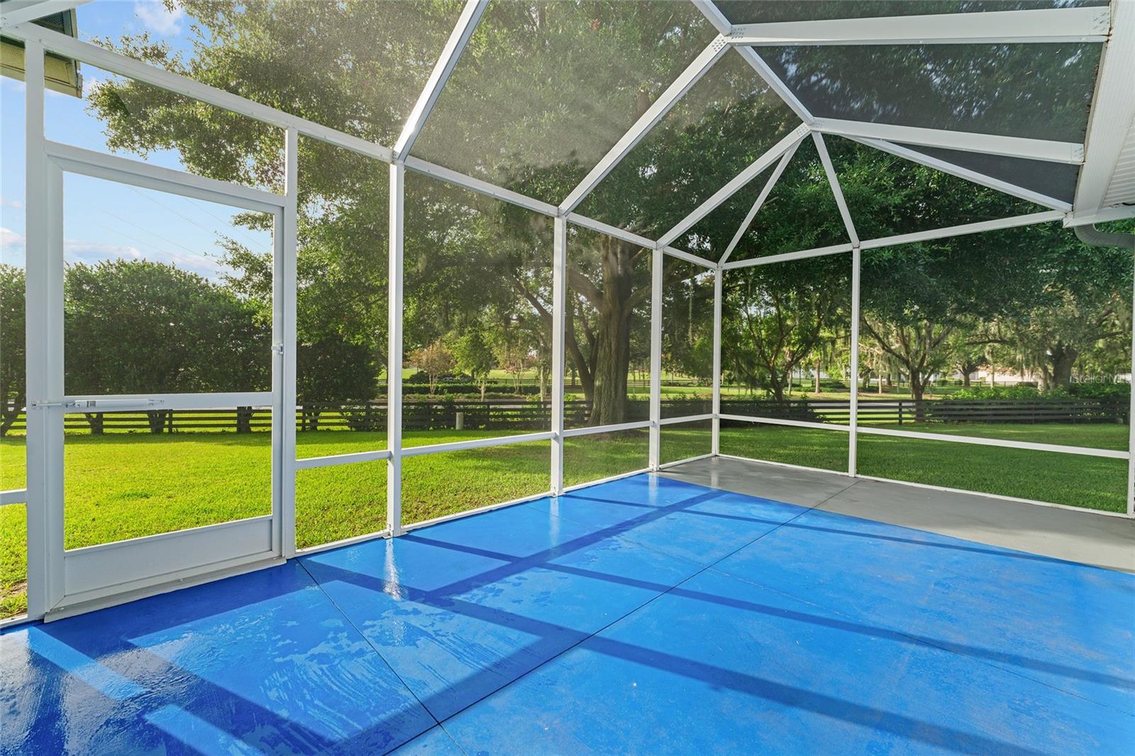 Image 37 of 56 For 2557 Privada Drive