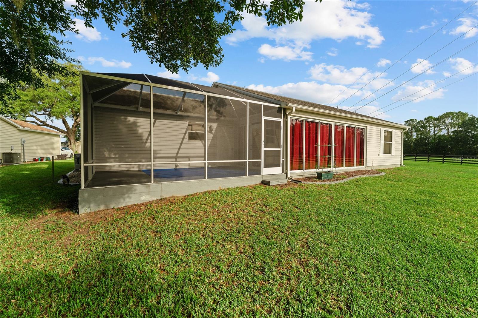 Image 39 of 56 For 2557 Privada Drive