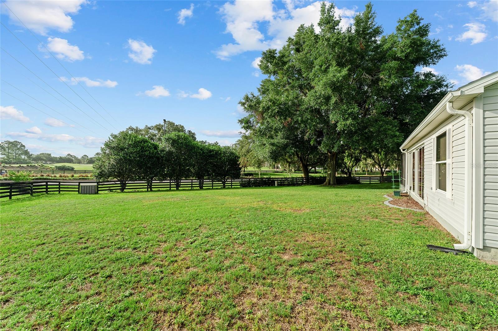 Image 41 of 56 For 2557 Privada Drive