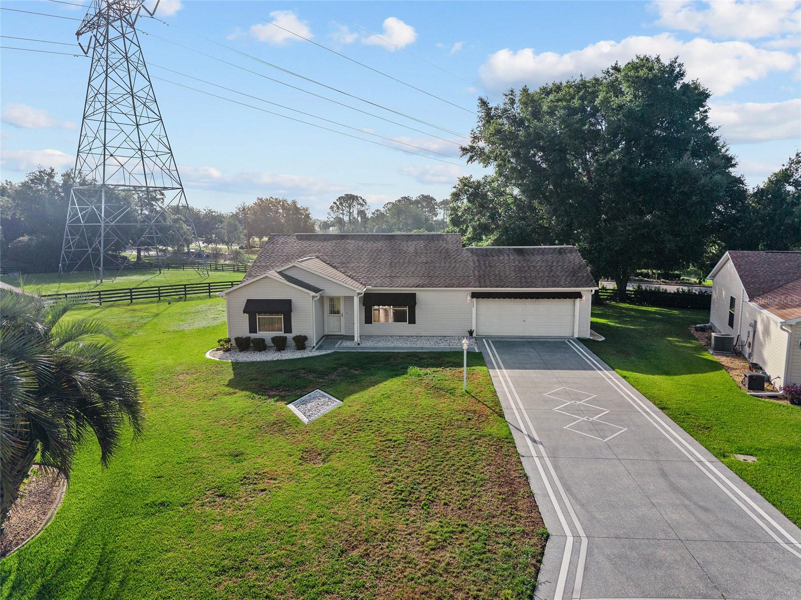 Image 43 of 56 For 2557 Privada Drive