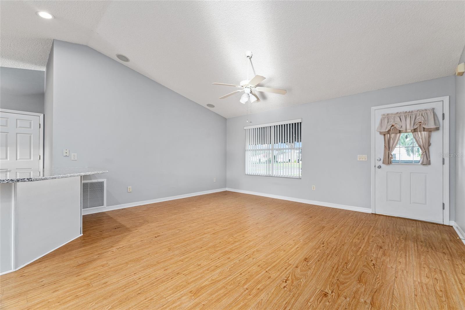 Image 8 of 56 For 2557 Privada Drive