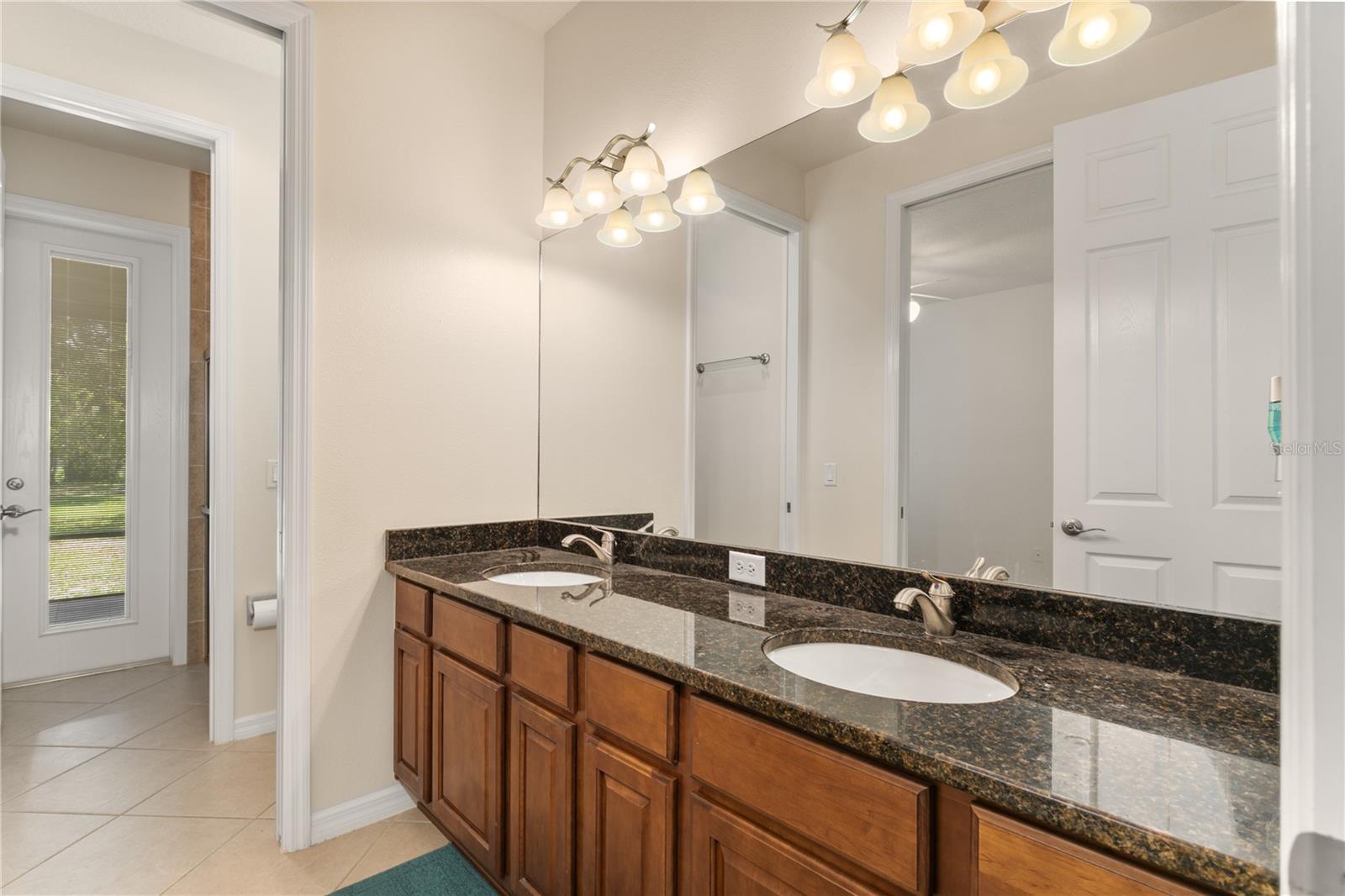 Listing photo id 29 for 29152 David Court