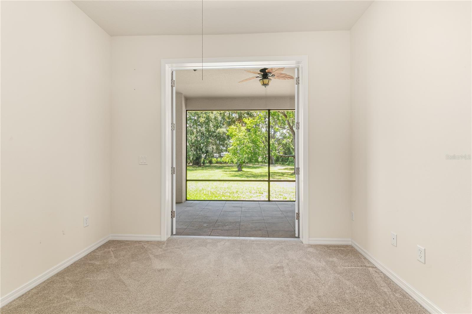 Listing photo id 33 for 29152 David Court
