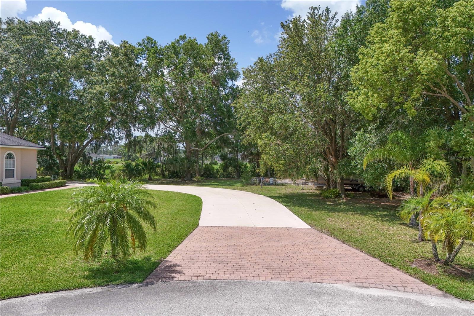 Listing photo id 62 for 29152 David Court