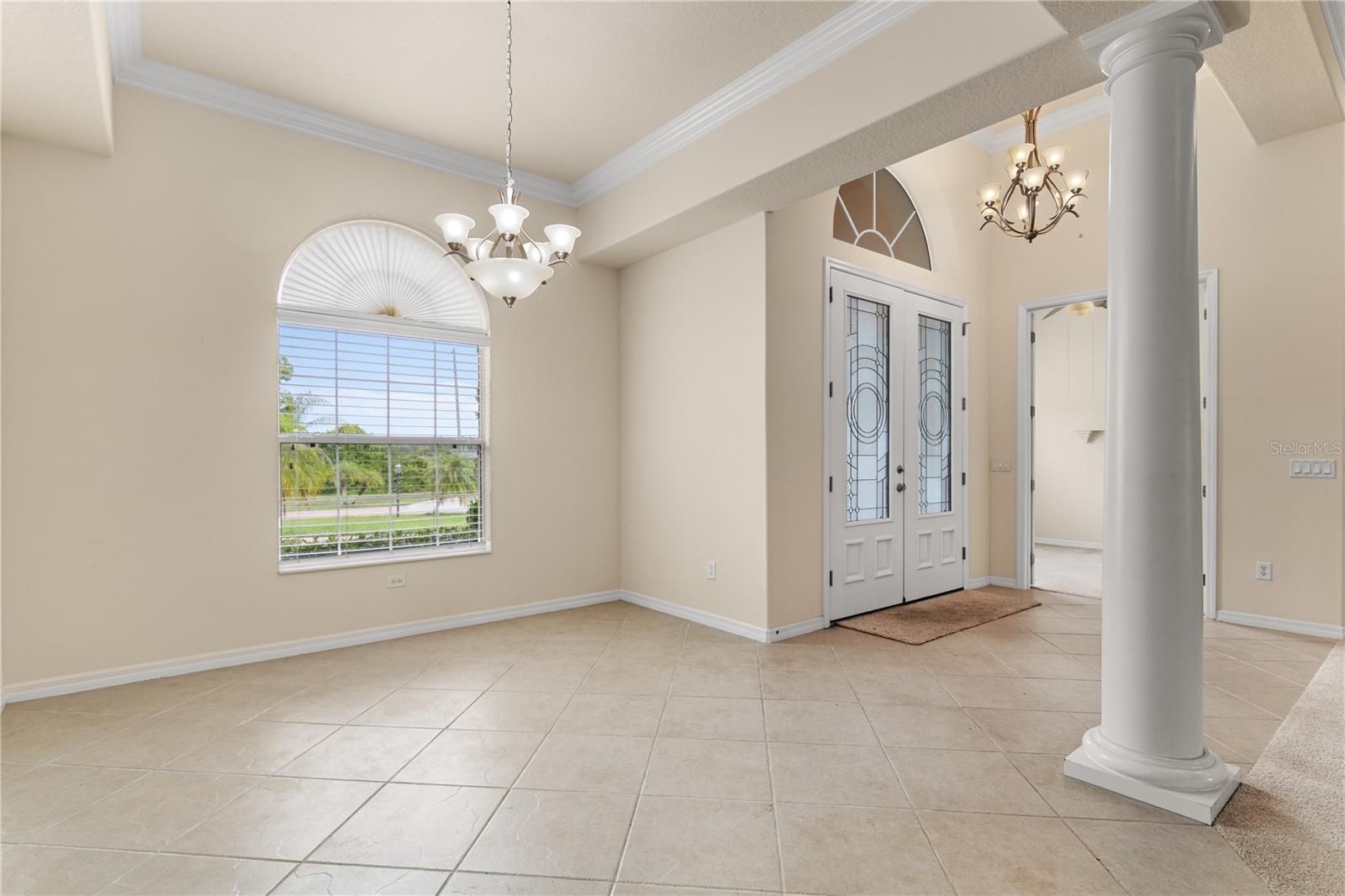 Listing photo id 6 for 29152 David Court