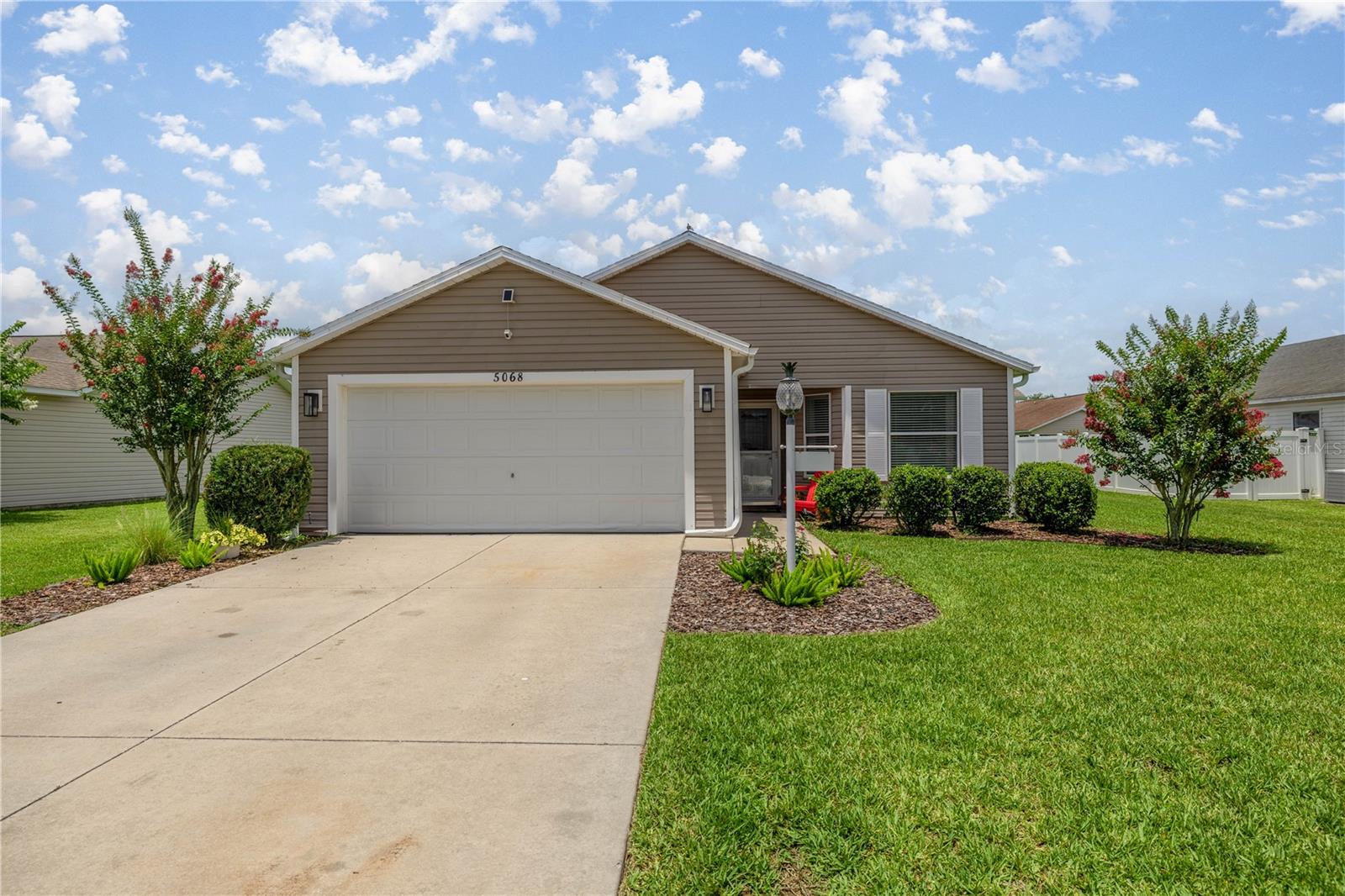 Details for 5068 121st Avenue, OXFORD, FL 34484