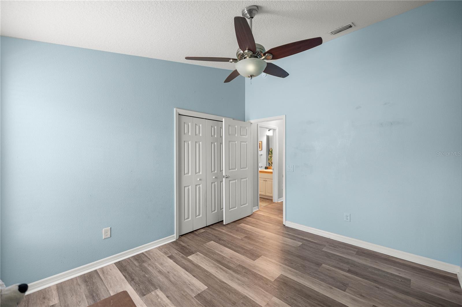 Image 8 of 33 For 5068 121st Avenue