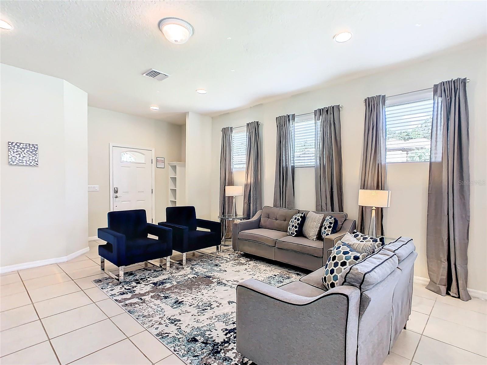 Image 6 of 61 For 8800 Corcovado Drive