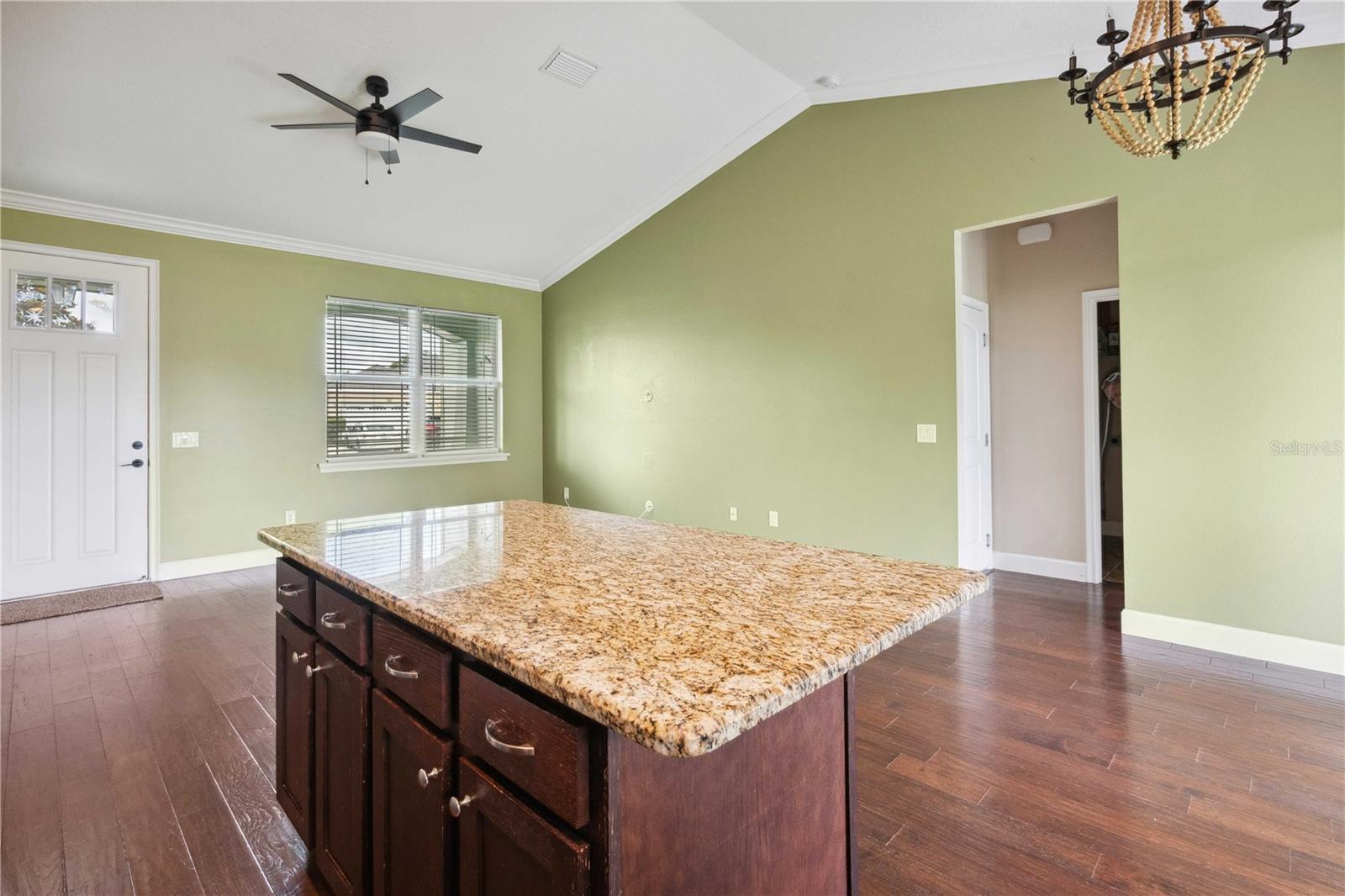 Image 17 of 34 For 2495 75th Boulevard