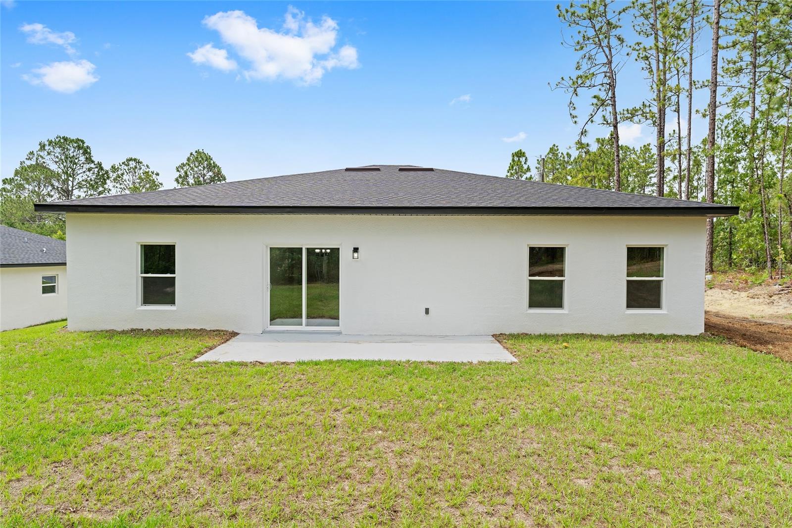 Listing photo id 37 for 1809 Linden Drive