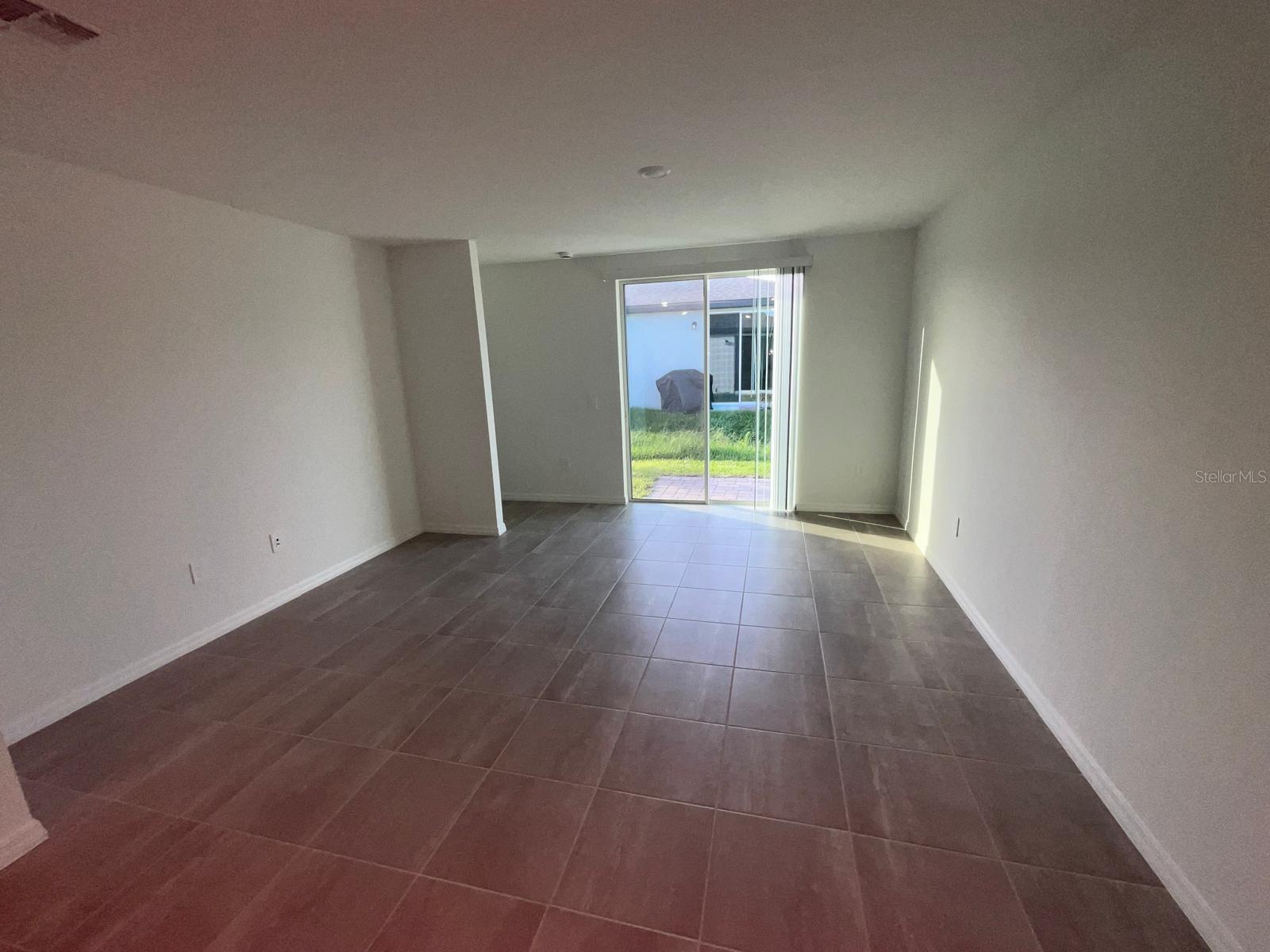 Image 7 of 19 For 4957 Kaia Avenue