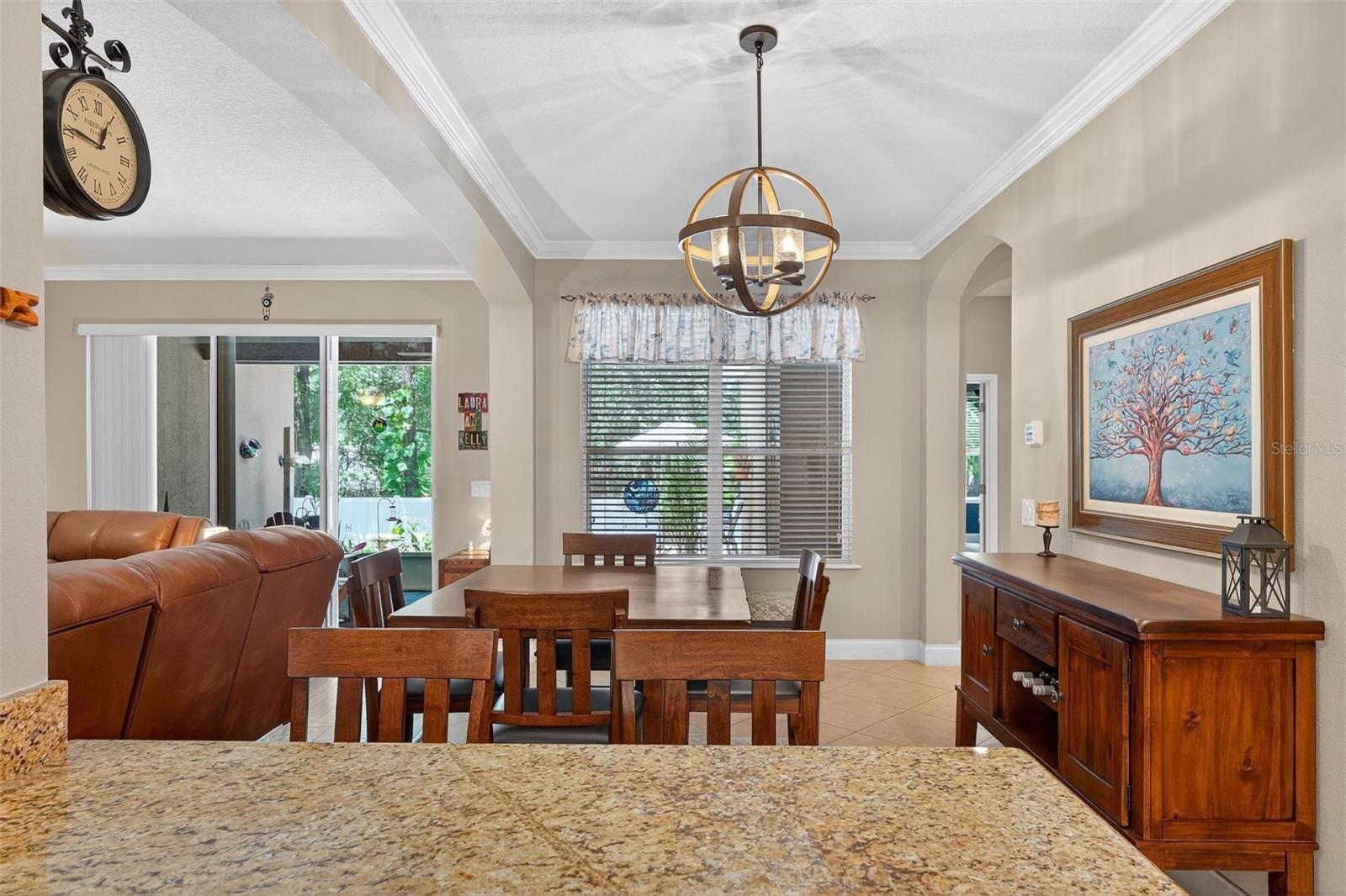 Image 19 of 79 For 1556 Blue Grass Boulevard