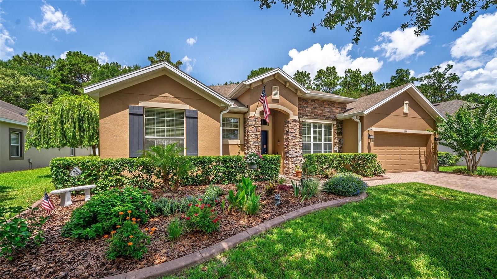 Image 2 of 79 For 1556 Blue Grass Boulevard
